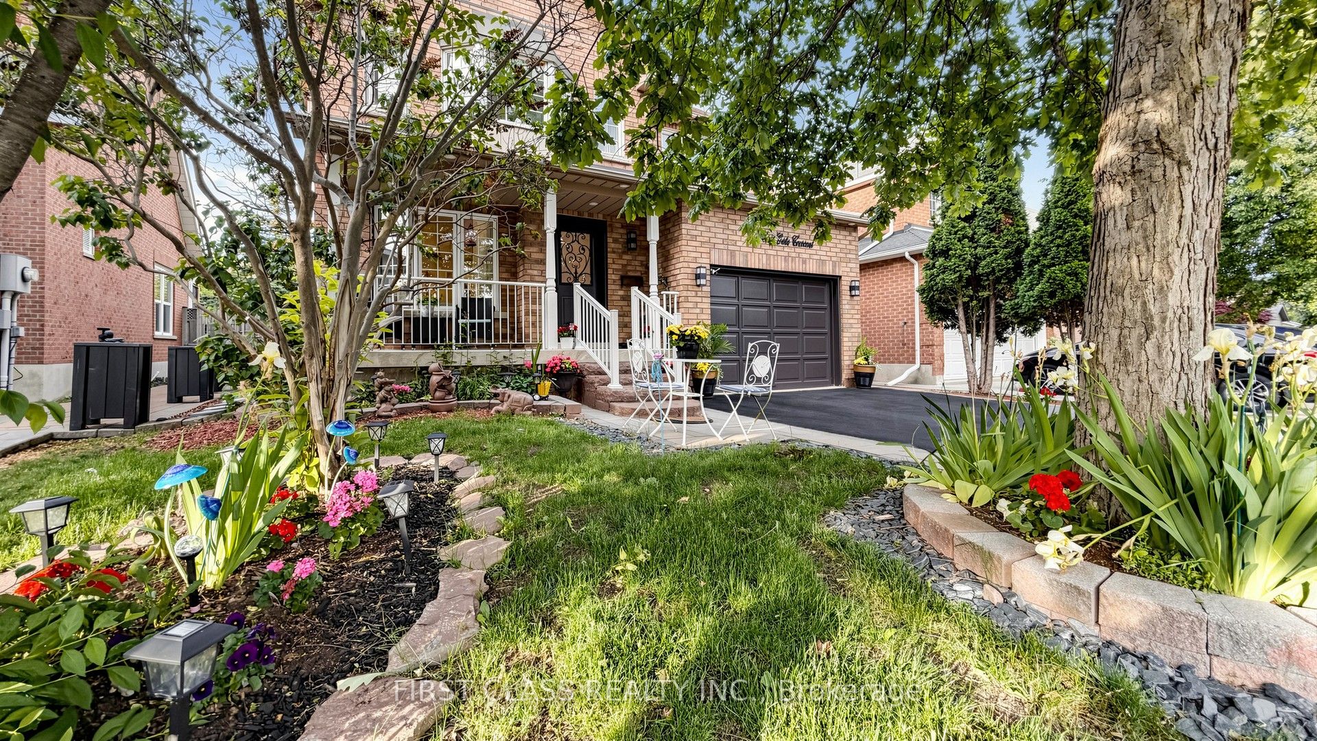 2407 East Gate Crescent, Oakville, ON L6H 6L1 photo 3