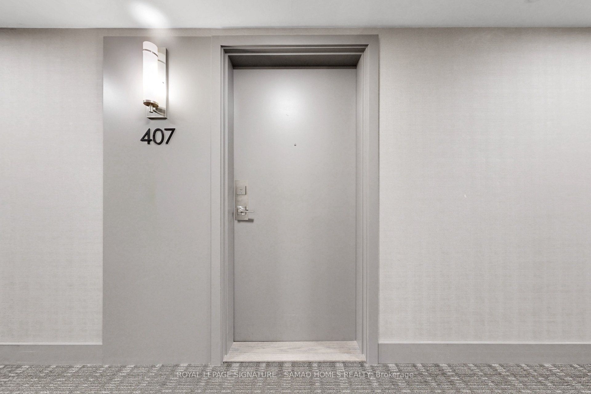 135 Canon Jackson Drive 407, Toronto, ON M6M 0C3 photo 3