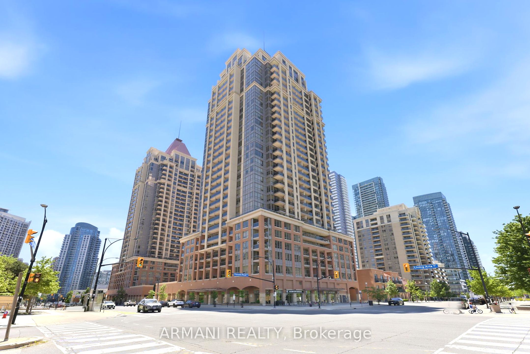 330 Princess Royal Drive GV 207, Mississauga, ON L5B 4P7