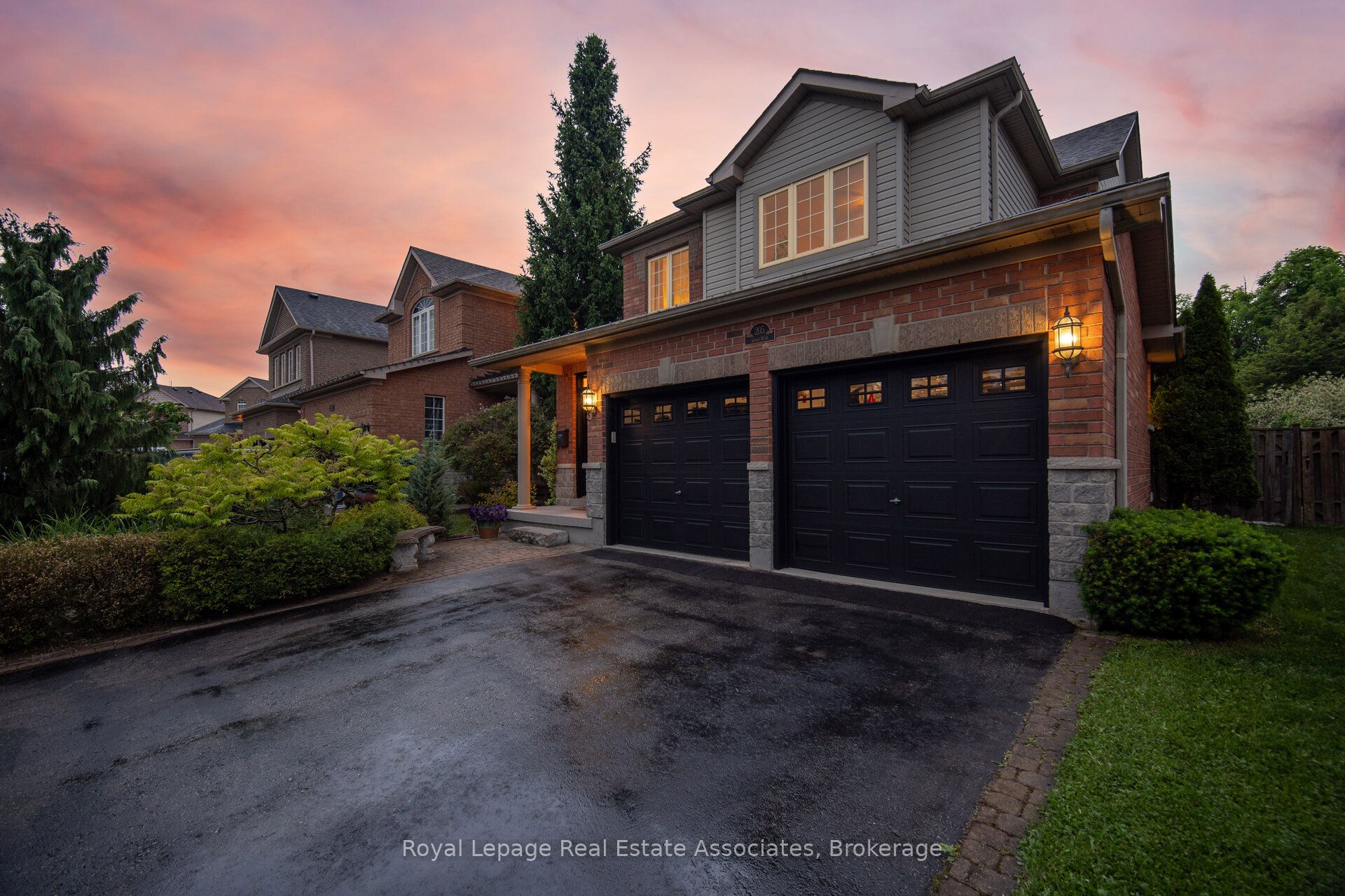 205 Acton Boulevard, Halton Hills, ON L7J 2Y4 photo 4