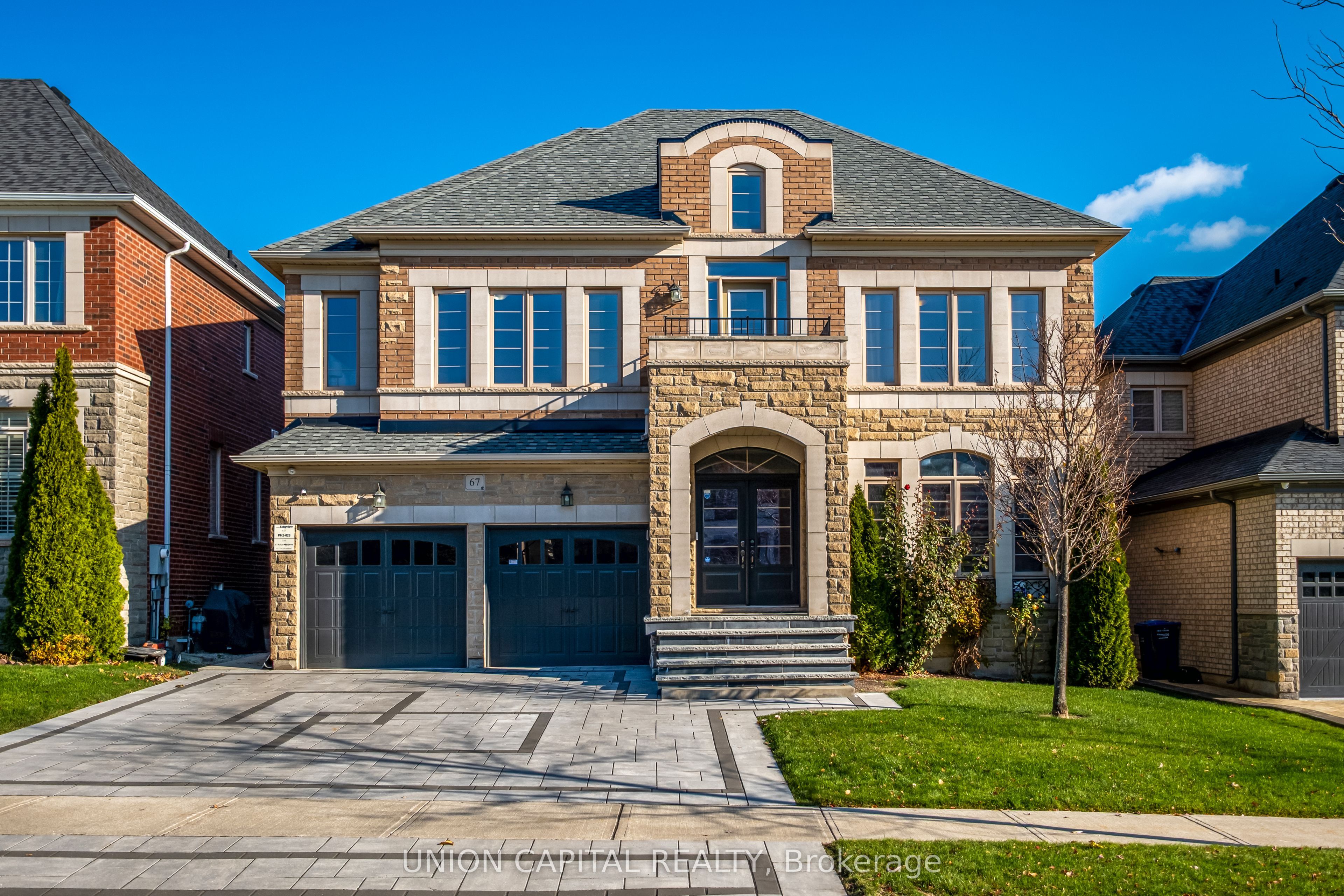 67 Royal West Drive, Brampton, ON L6X 0Z8 photo 2