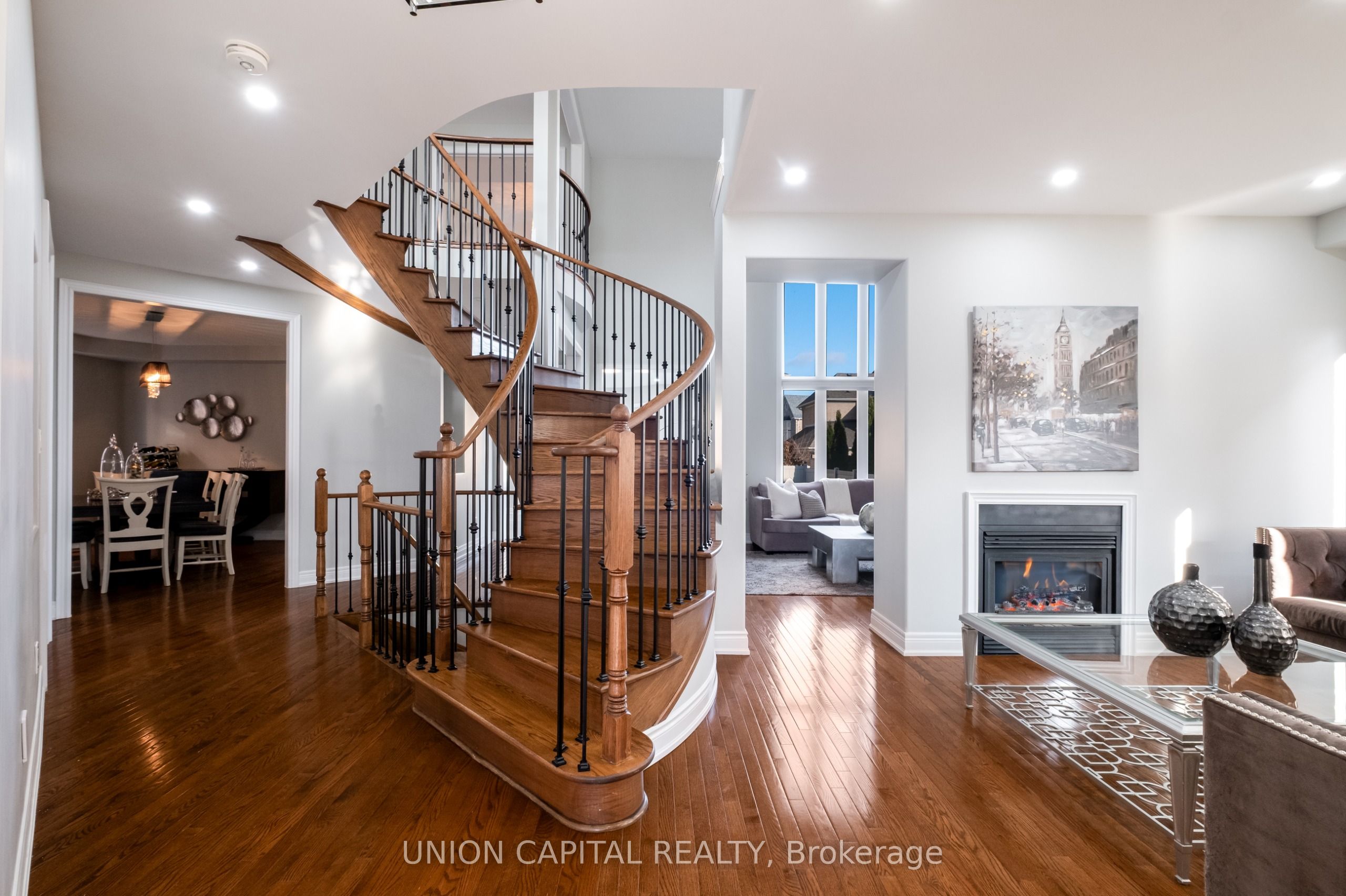 67 Royal West Drive, Brampton, ON L6X 0Z8 photo 3