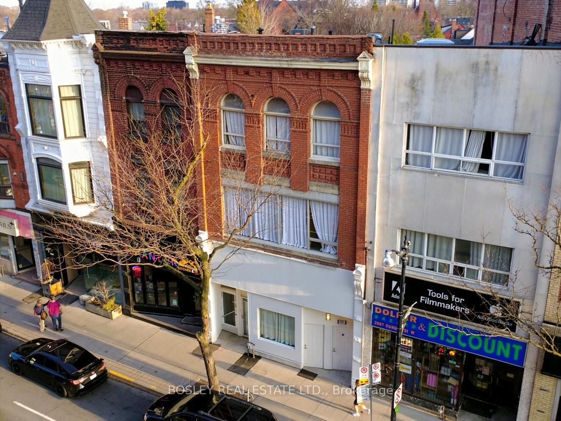 2963 Dundas Street W, Toronto, ON M6P 1Z2 photo 3