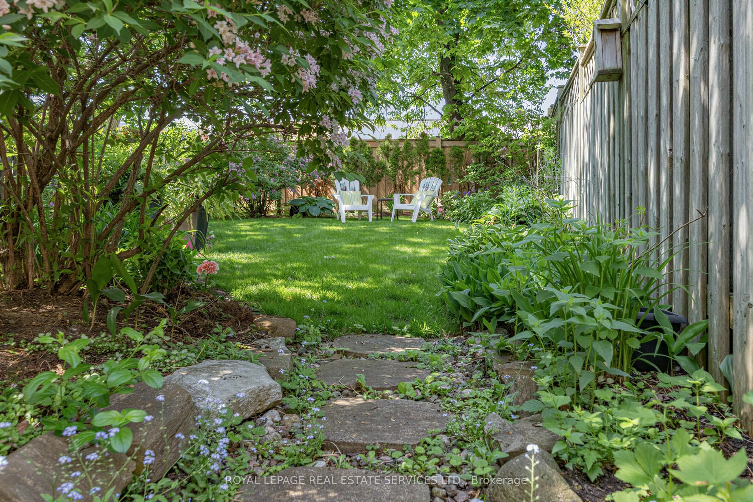 4024 Rushton Crescent, Mississauga, ON L5L 4H7