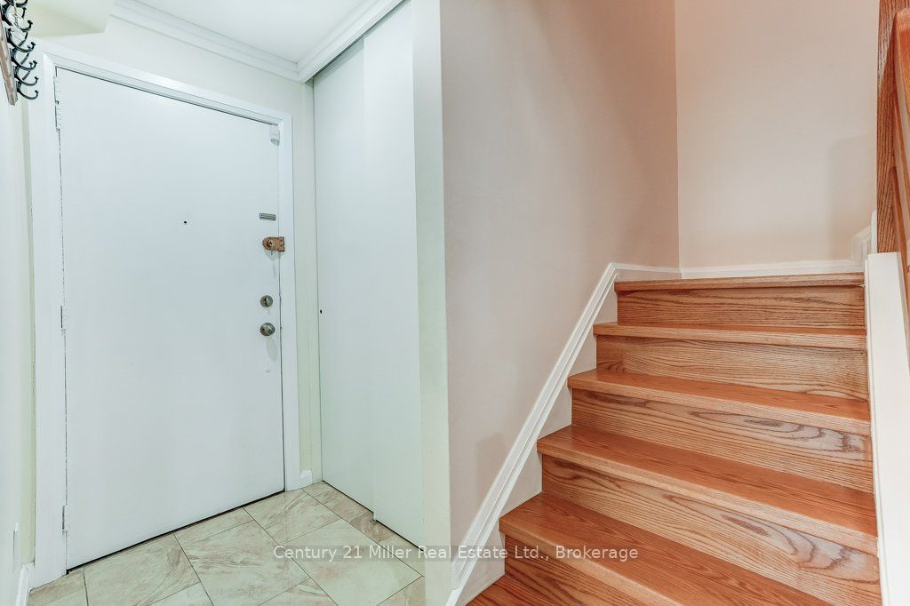 2605 Woodchester Drive 36, Mississauga, ON L5K 2E3 photo 5