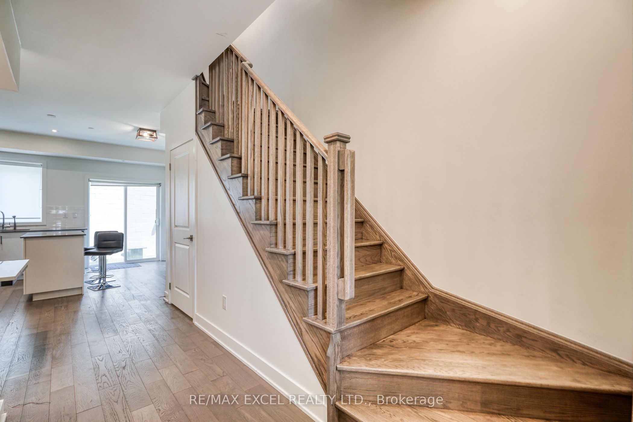 107 Frederick Tisdale Drive, Toronto, ON M3K 0C6 photo 3
