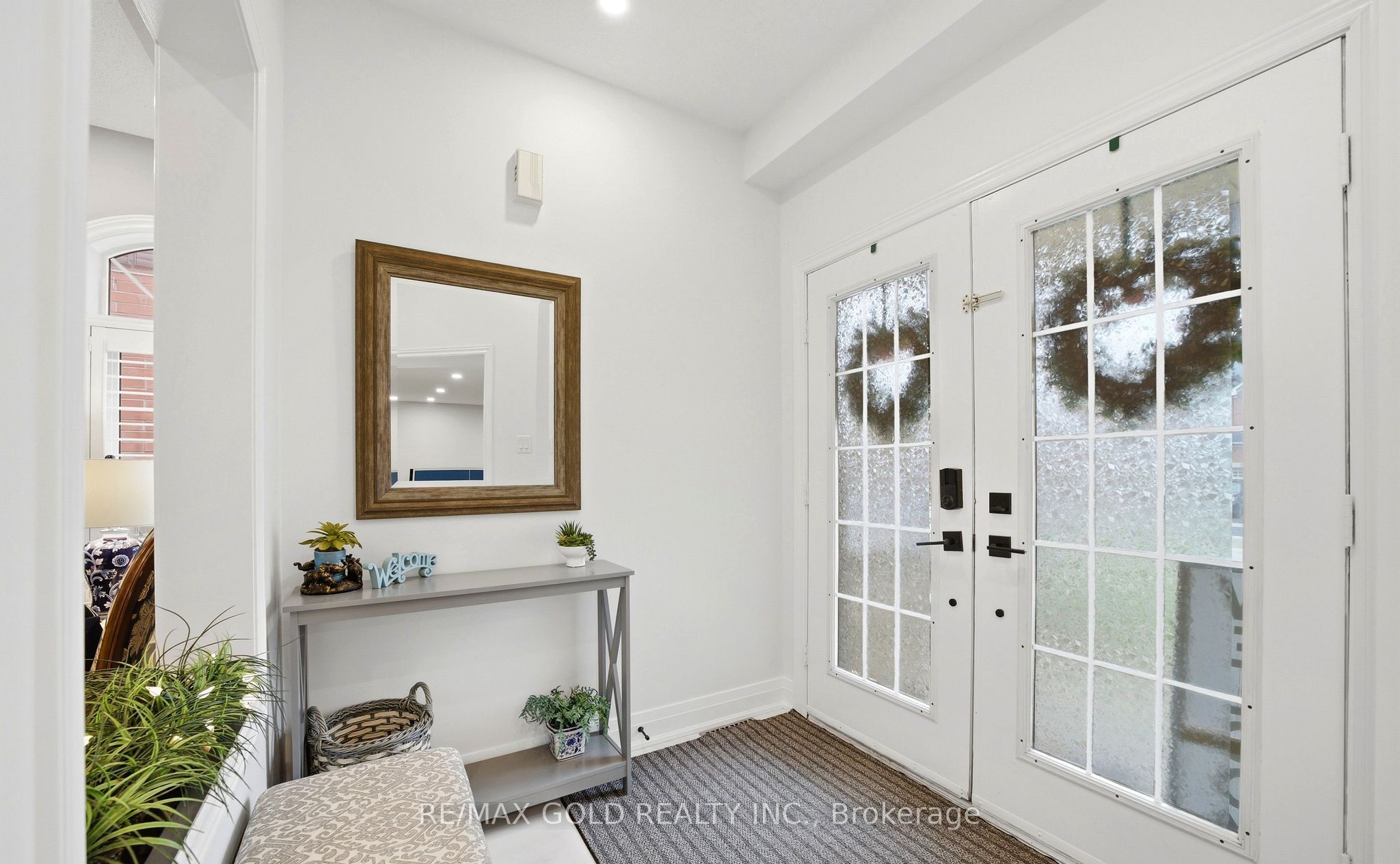 733 Novo Star Drive, Mississauga, ON L5W 1C7 photo 3