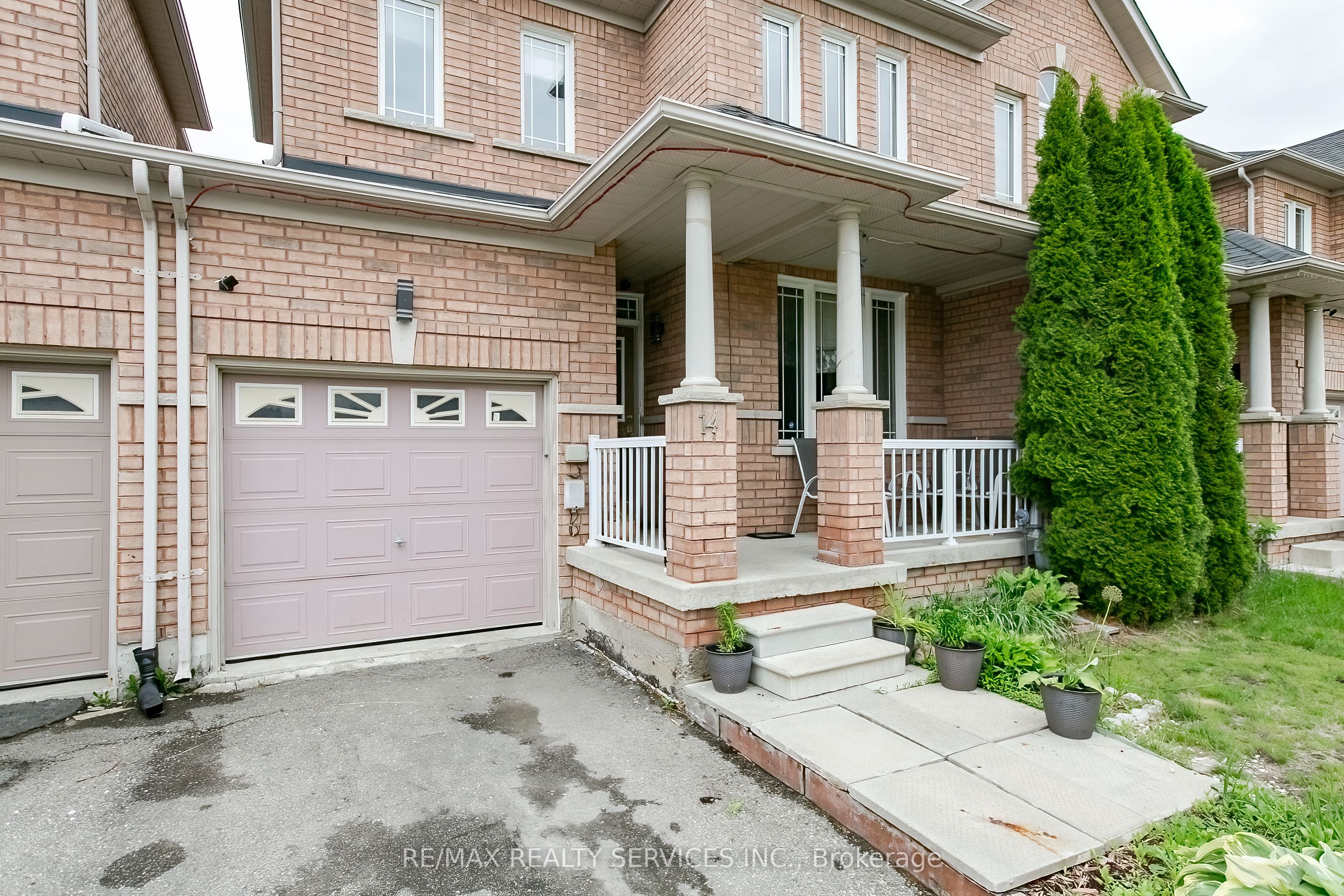 14 Eaglefield Gate, Brampton, ON L7A 3S2 photo 3