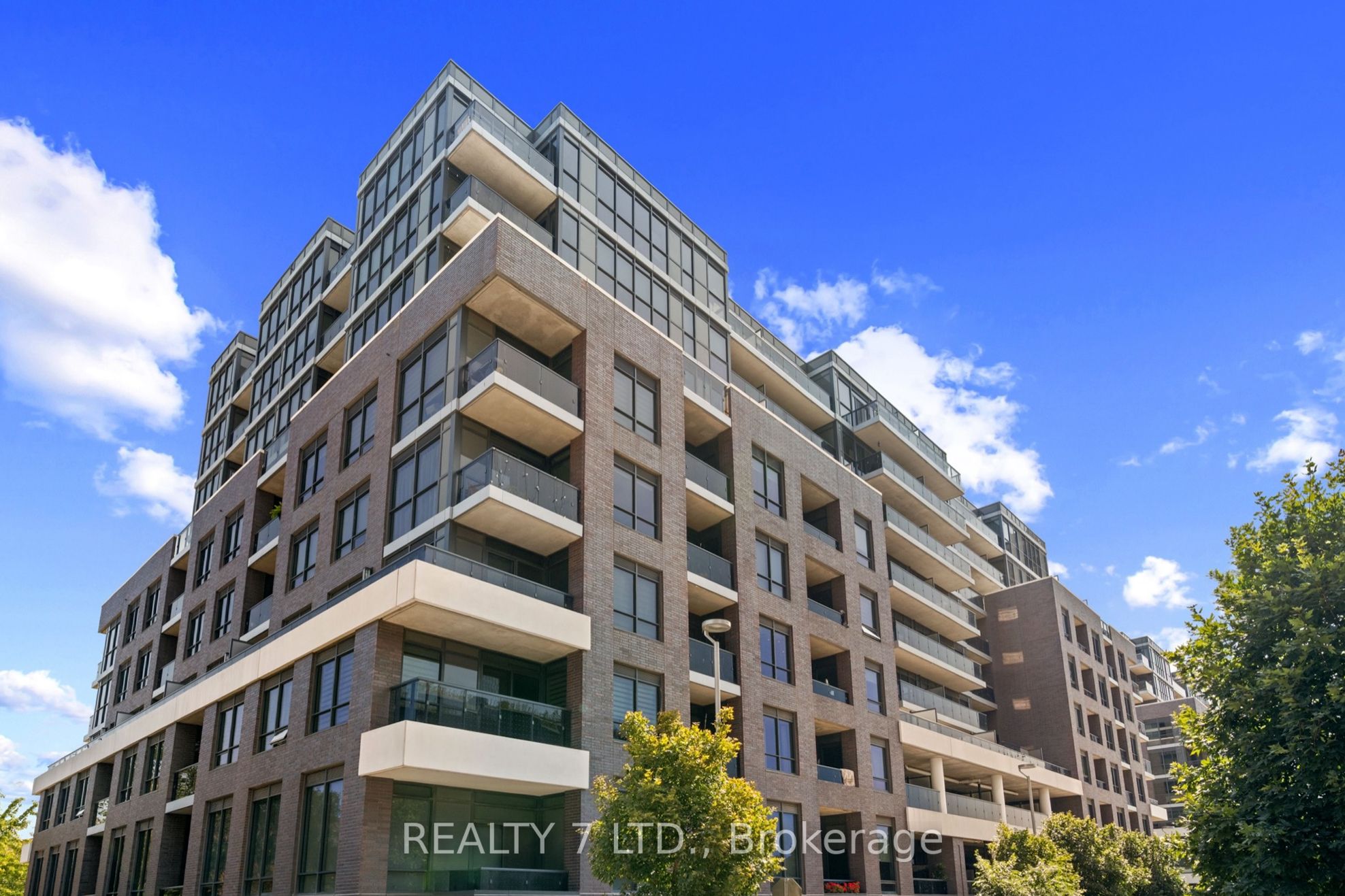 26 Gibbs Road 1033, Toronto, ON M9B 0E3 photo 4