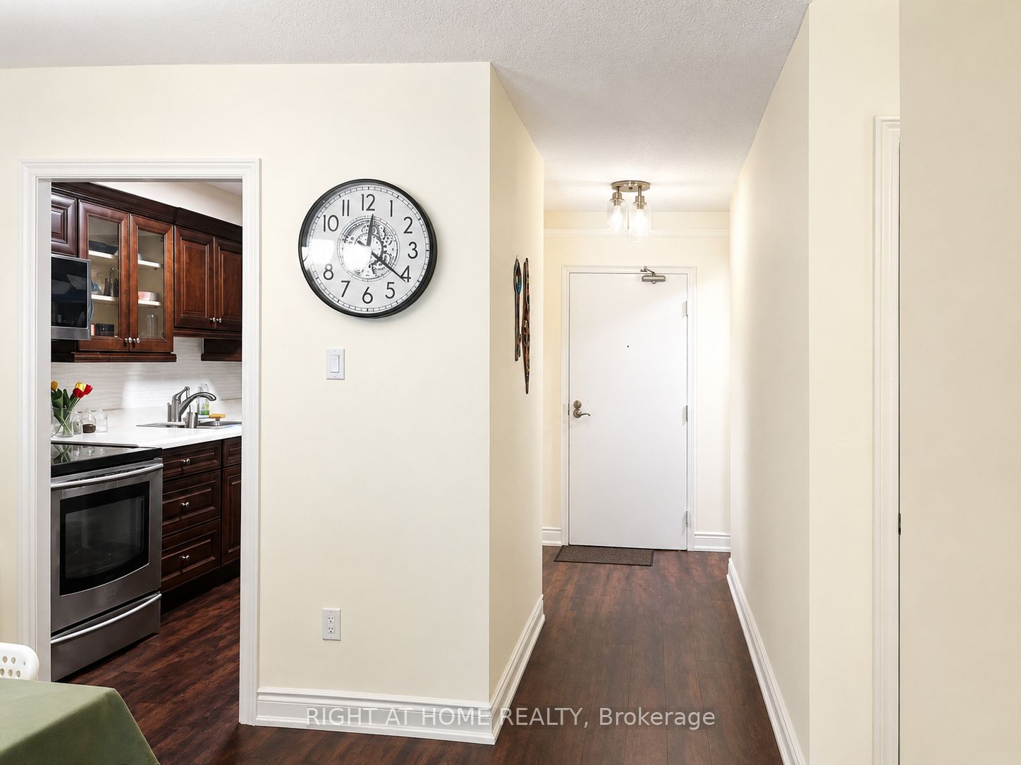 1359 WHITE OAKS Boulevard 1103, Oakville, ON L6H 2R8 photo 5
