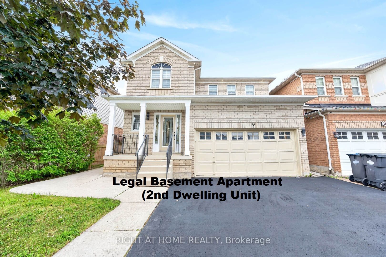 36 Earlsbridge Boulevard, Brampton, ON L7A 2L8