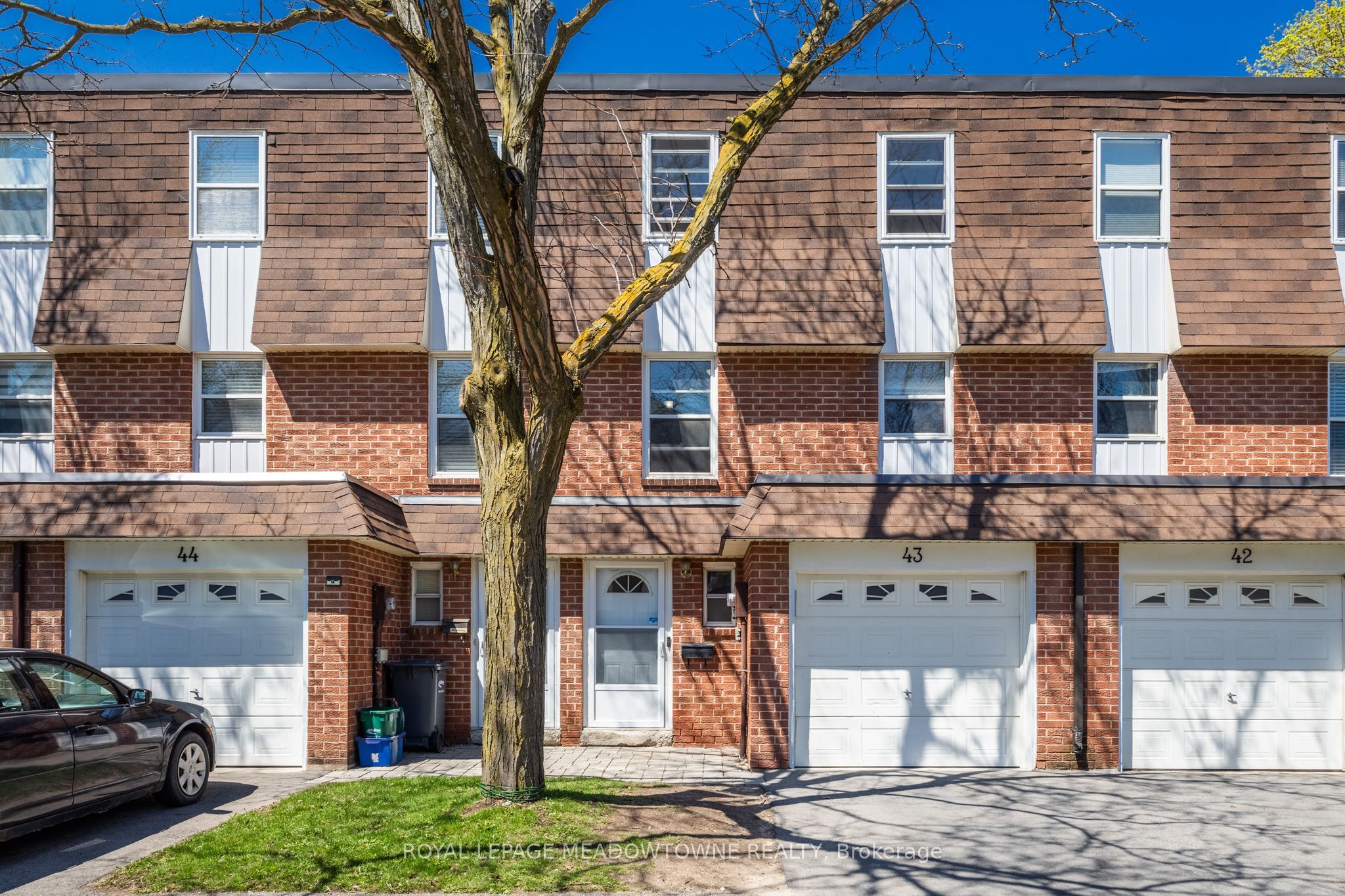 235 Bronte Street 43, Milton, ON L9T 3V8 photo 2
