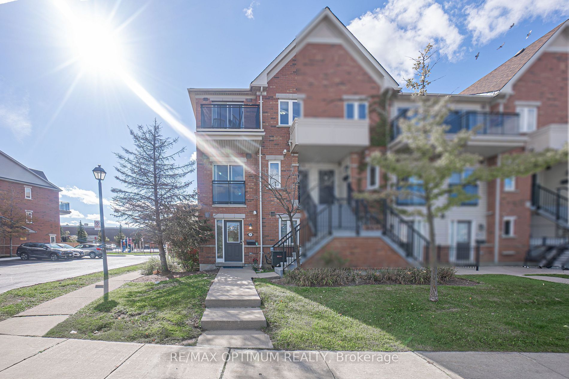 4620 Guildwood Way 29, Mississauga, ON L5R 4H4