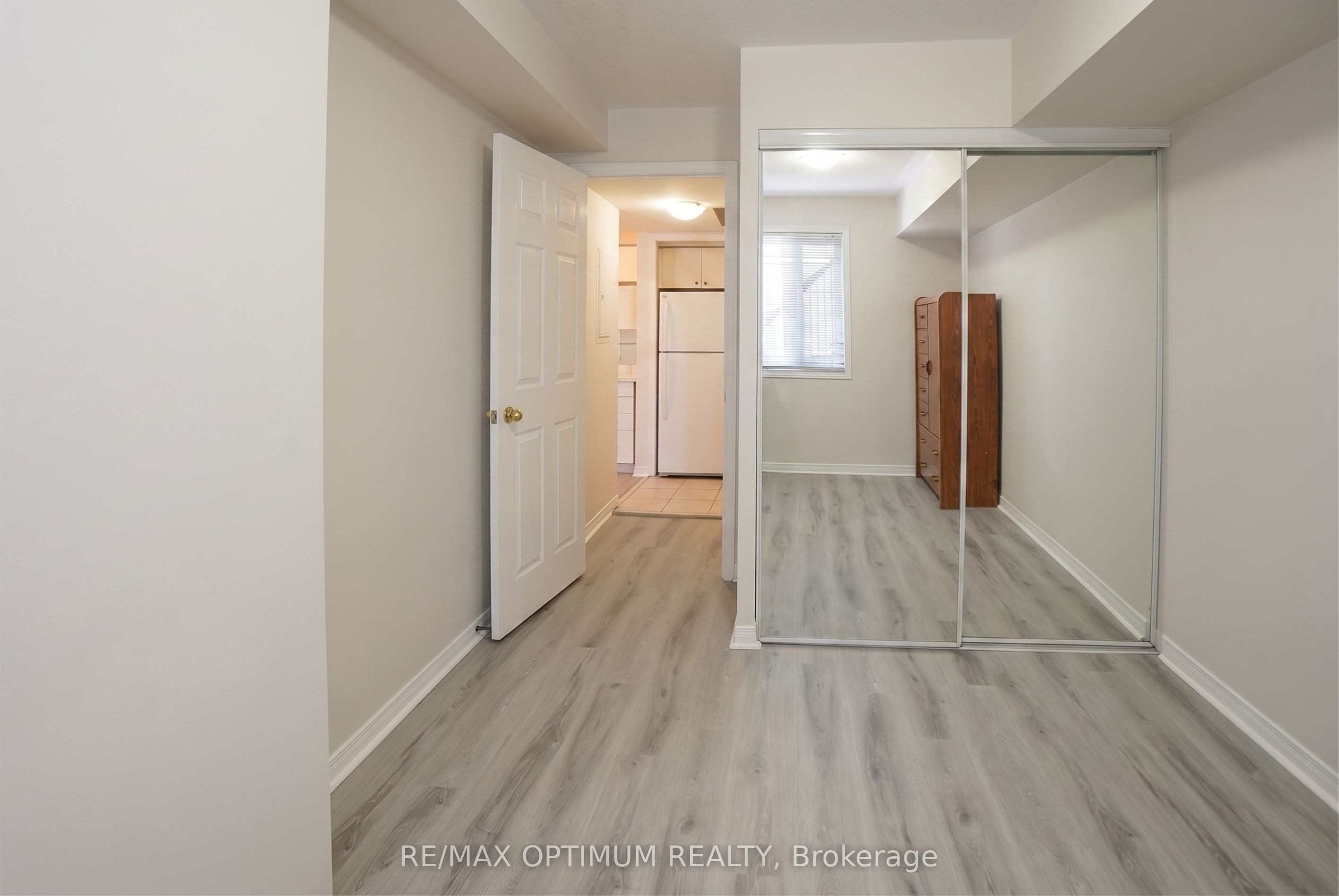 4620 Guildwood Way 29, Mississauga, ON L5R 4H4 photo 4