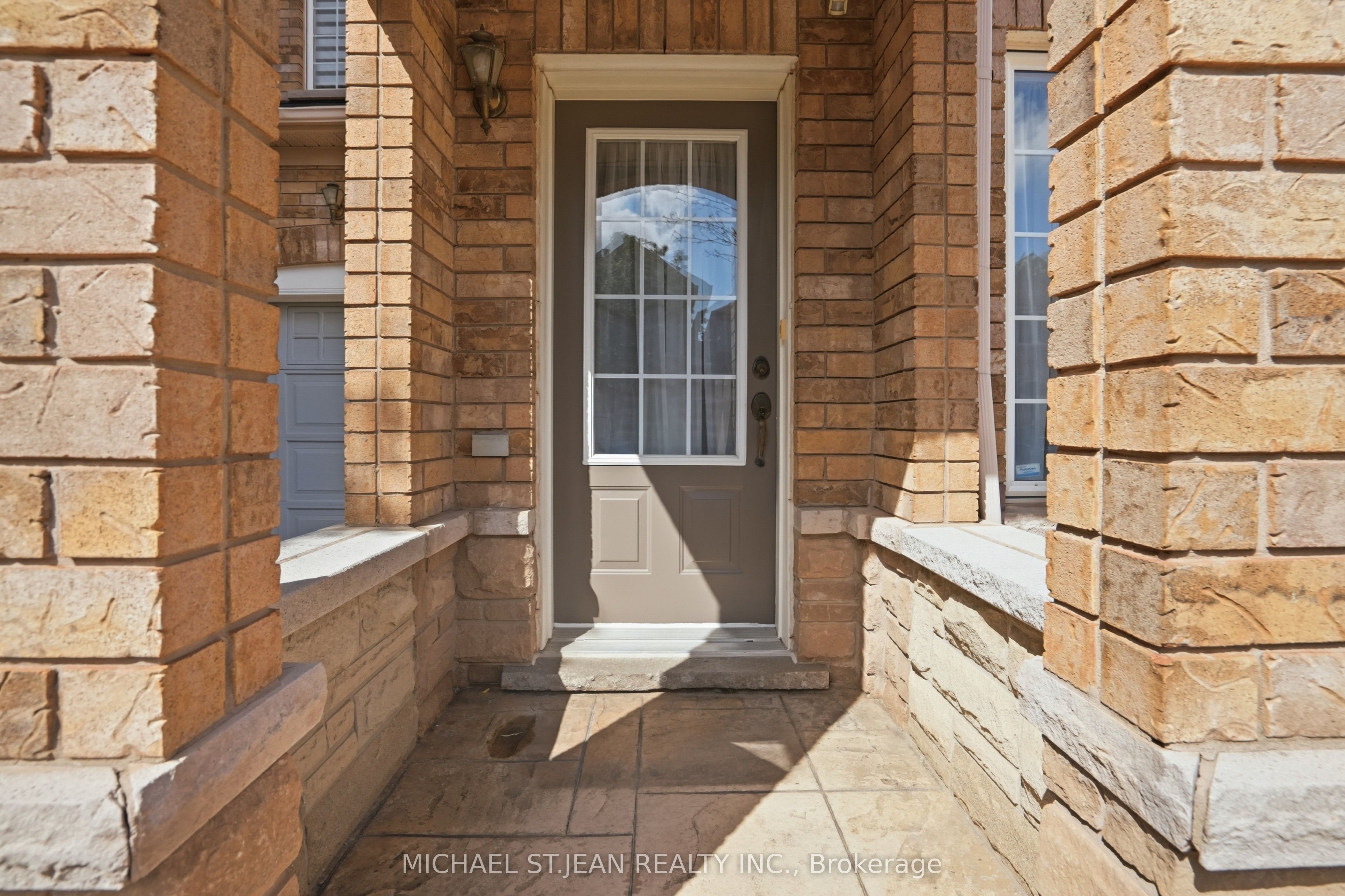 2393 Curtis Road, Burlington, ON L7L 7M4 photo 5