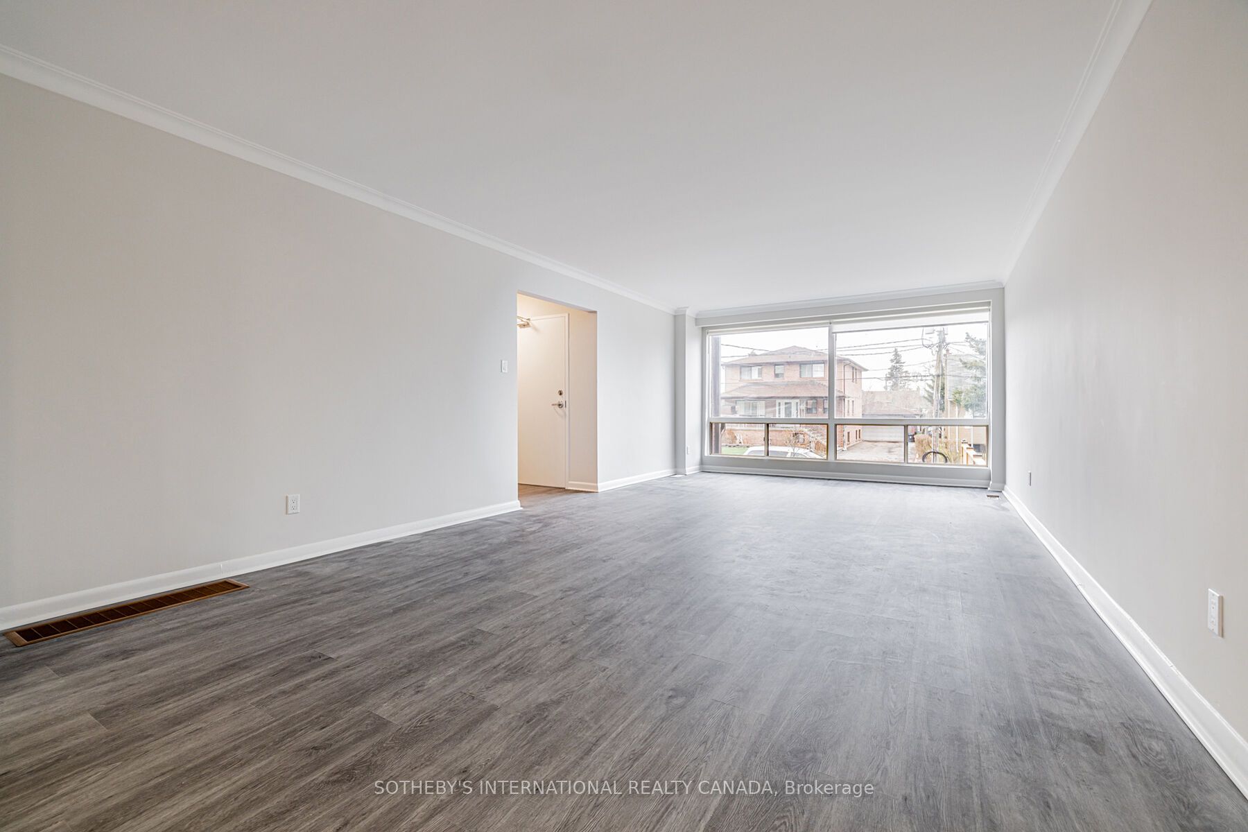 72 Winston Park Boulevard Main, Toronto, ON M3K 1C3 photo 4