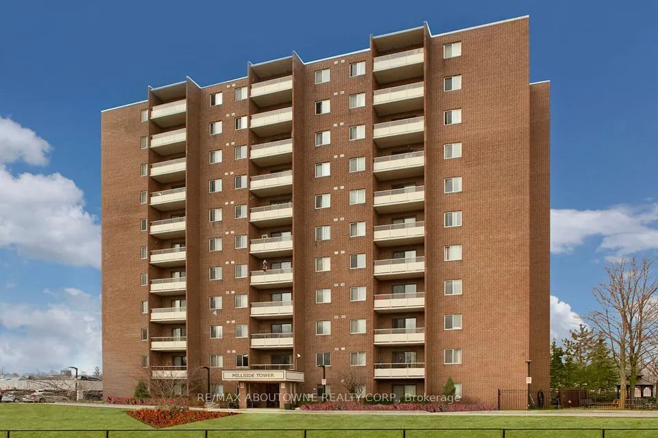 82 Millside Drive 1005, Milton, ON L9T 4A1 photo 2
