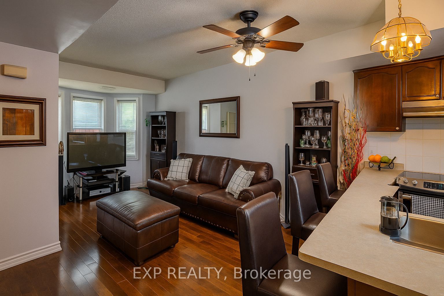 760 Lawrence Avenue W 132, Toronto, ON M6A 3E7 photo 5