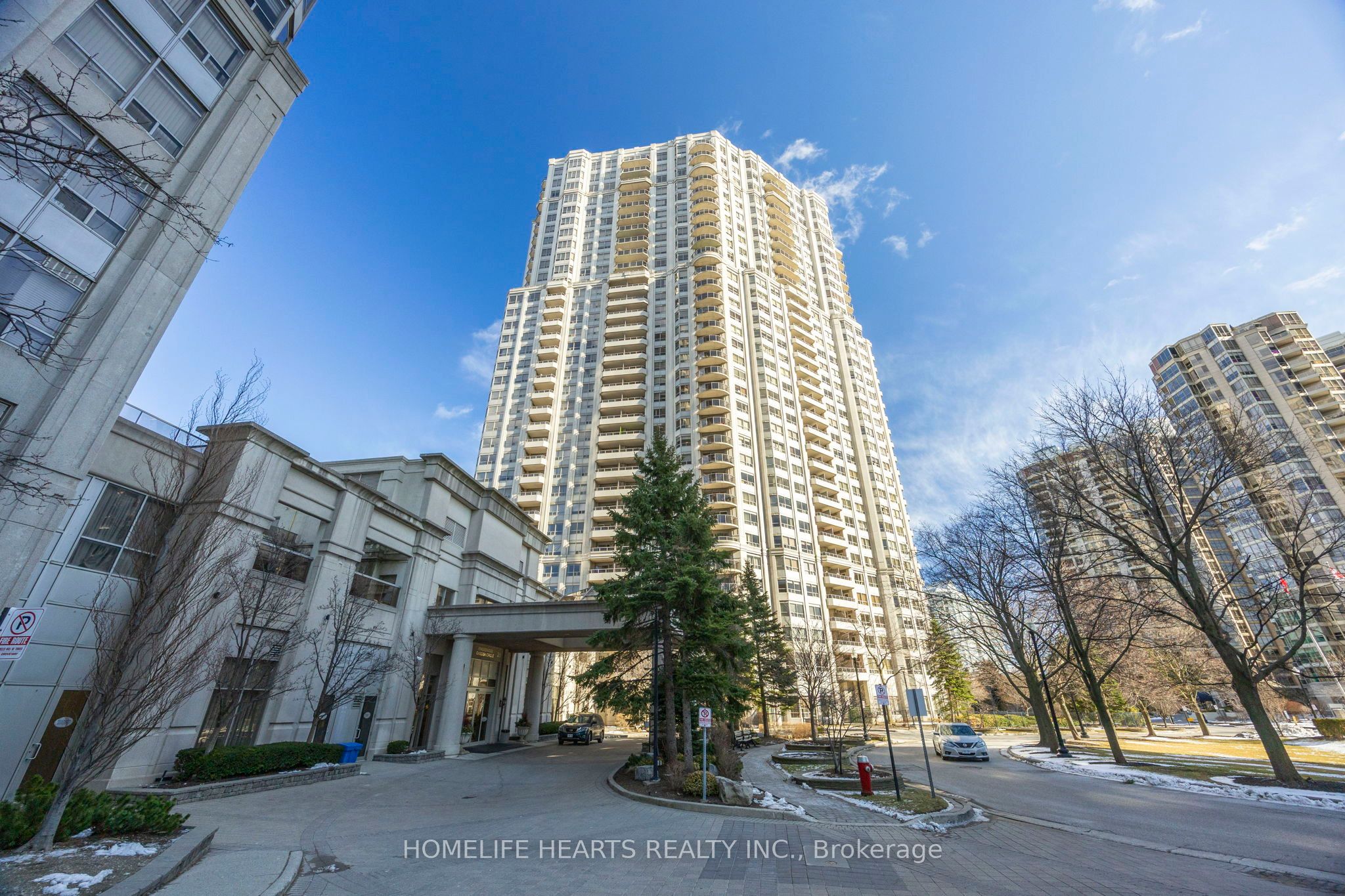 25 Kingsbridge Garden Circle 1221, Mississauga, ON L5R 4B1 photo 3
