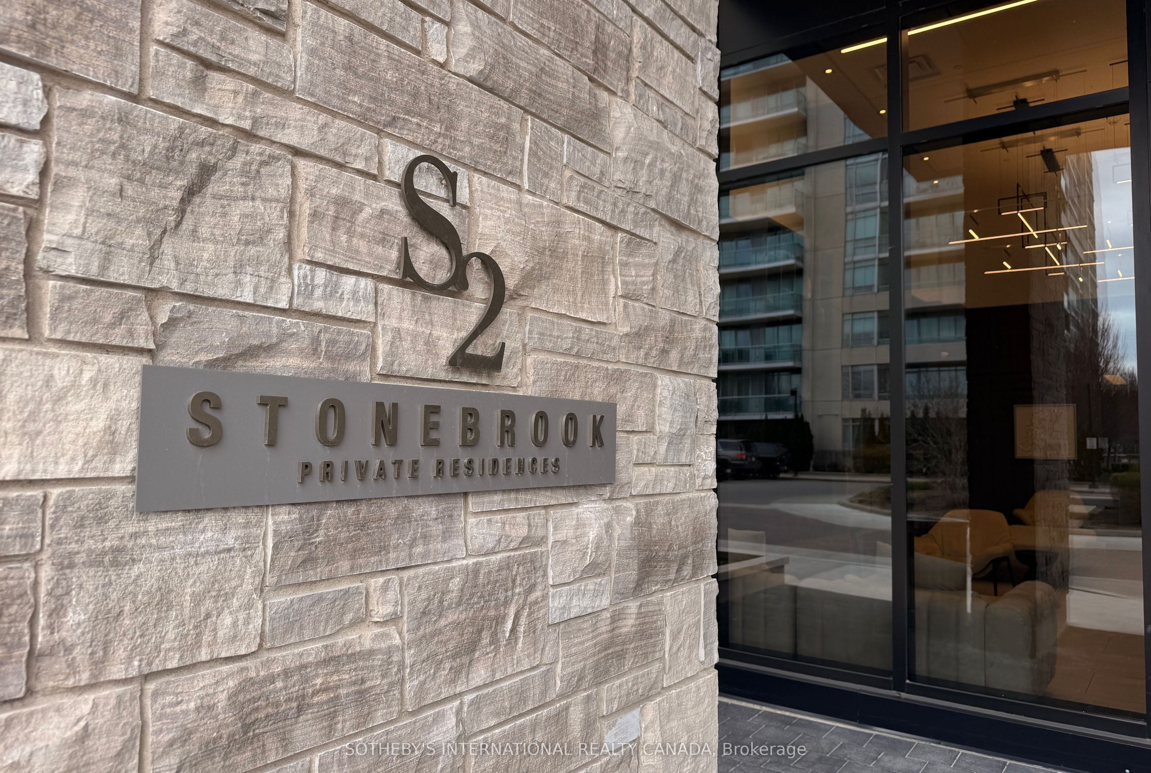 1035 Southdown Road 212, Mississauga, ON L5J 0A2 photo 2