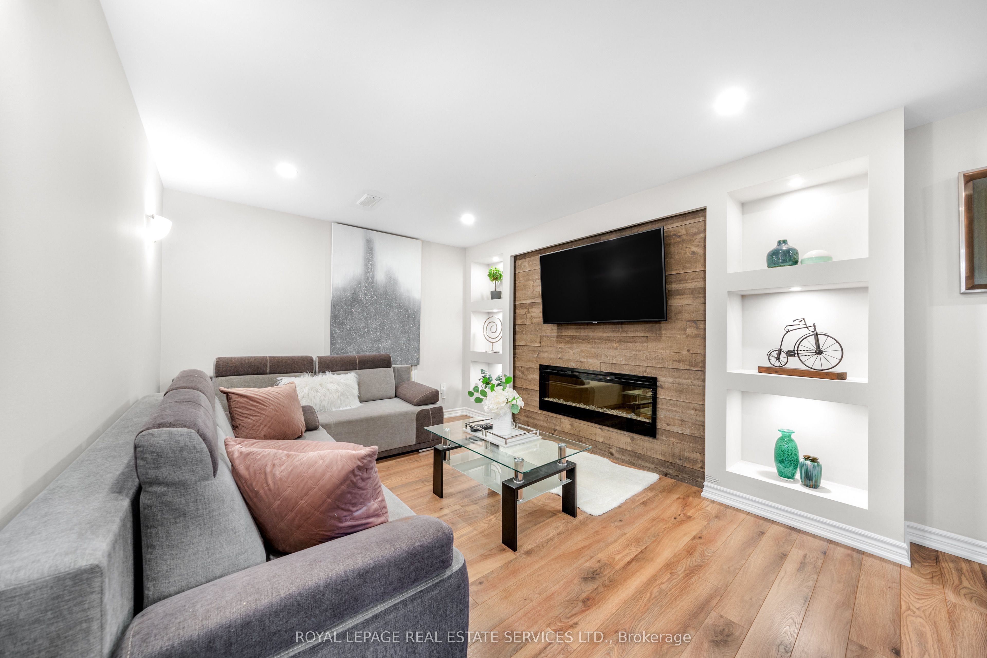 16 Embers Drive Bsmt  Apt 2, Toronto, ON M9C 3E5 photo 5
