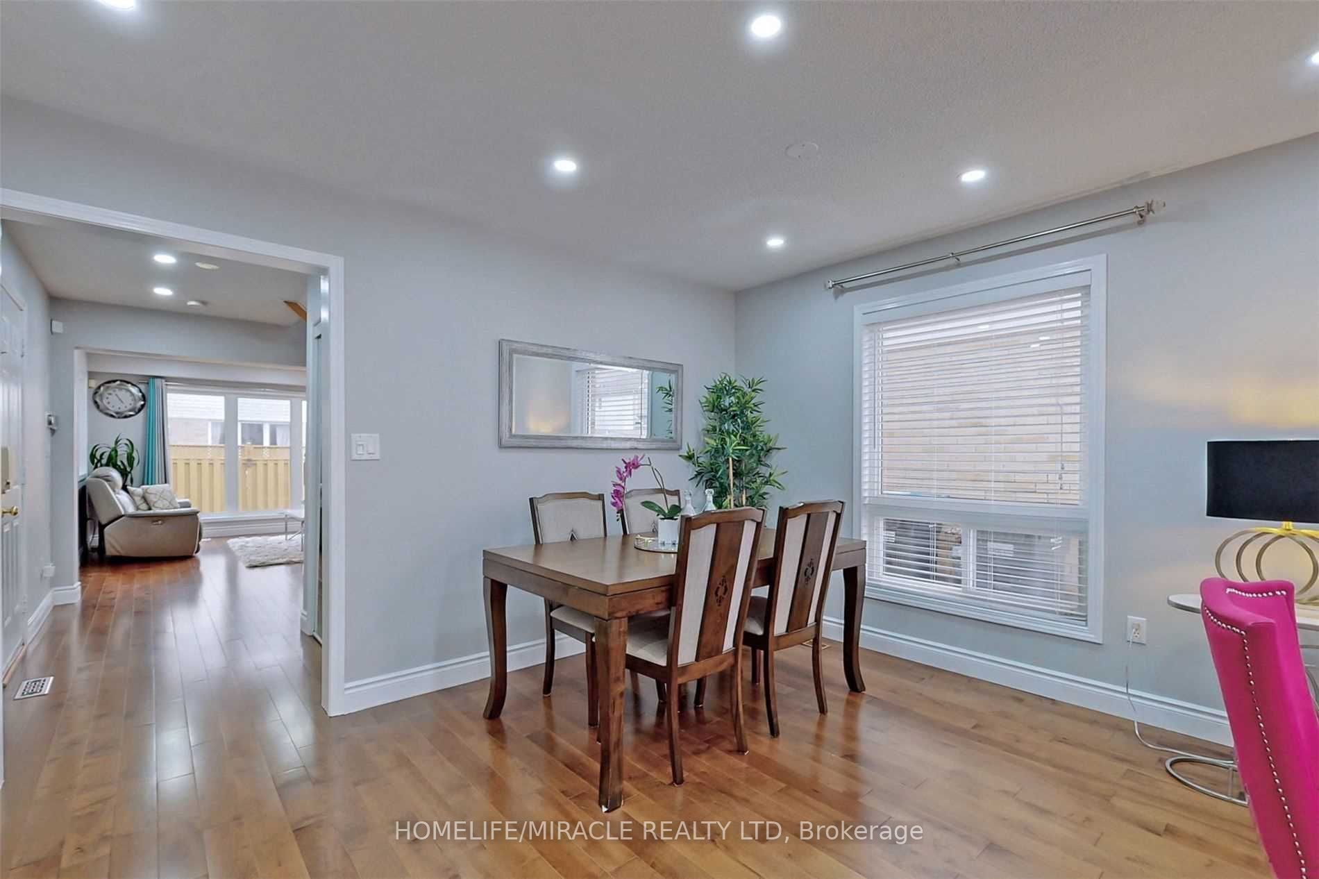 16 Sentimental Way, Brampton, ON L7A 2S1 photo 5