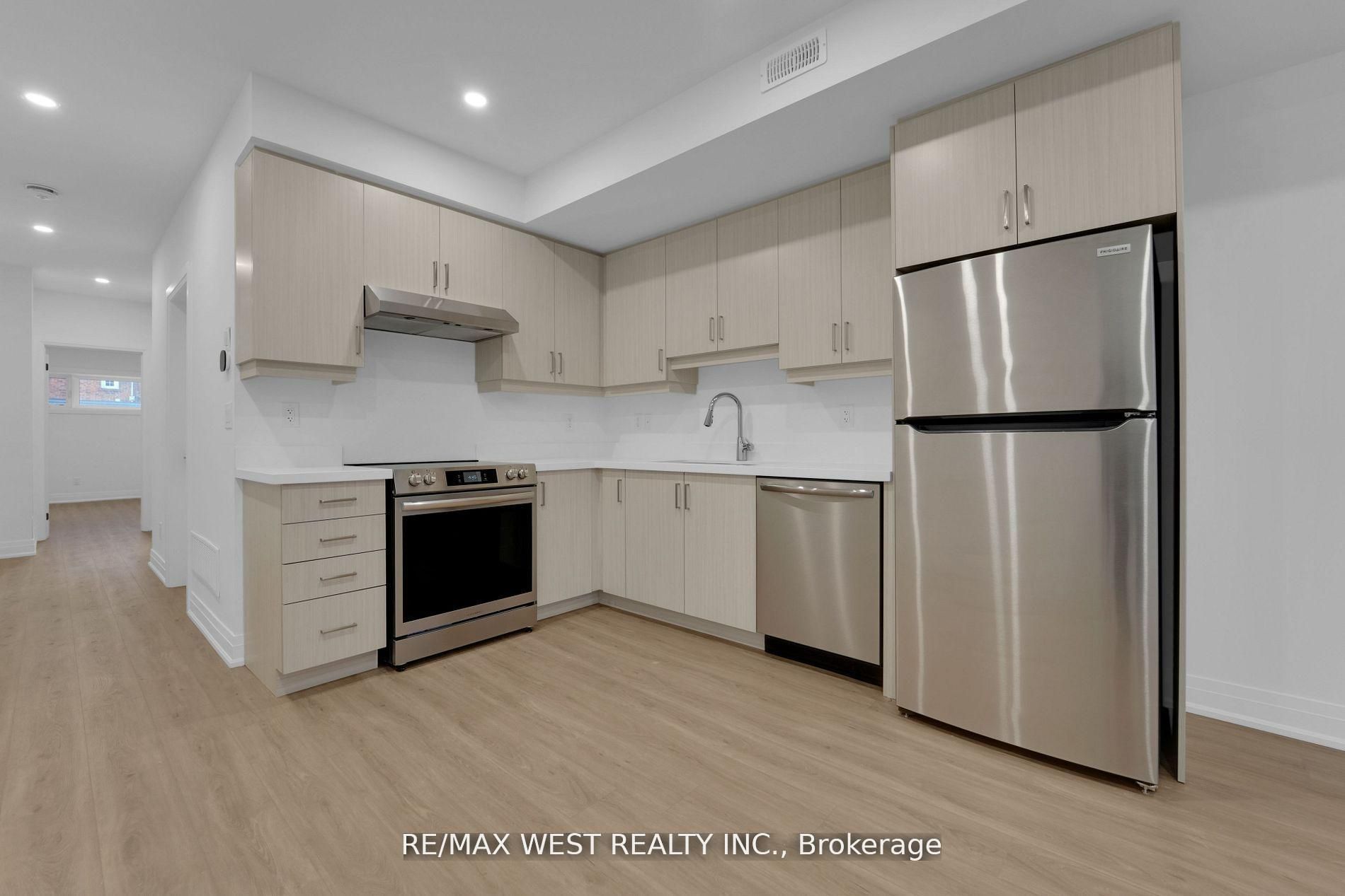 521 St Johns Road LOWER, Toronto, ON M6S 2L7 photo 4