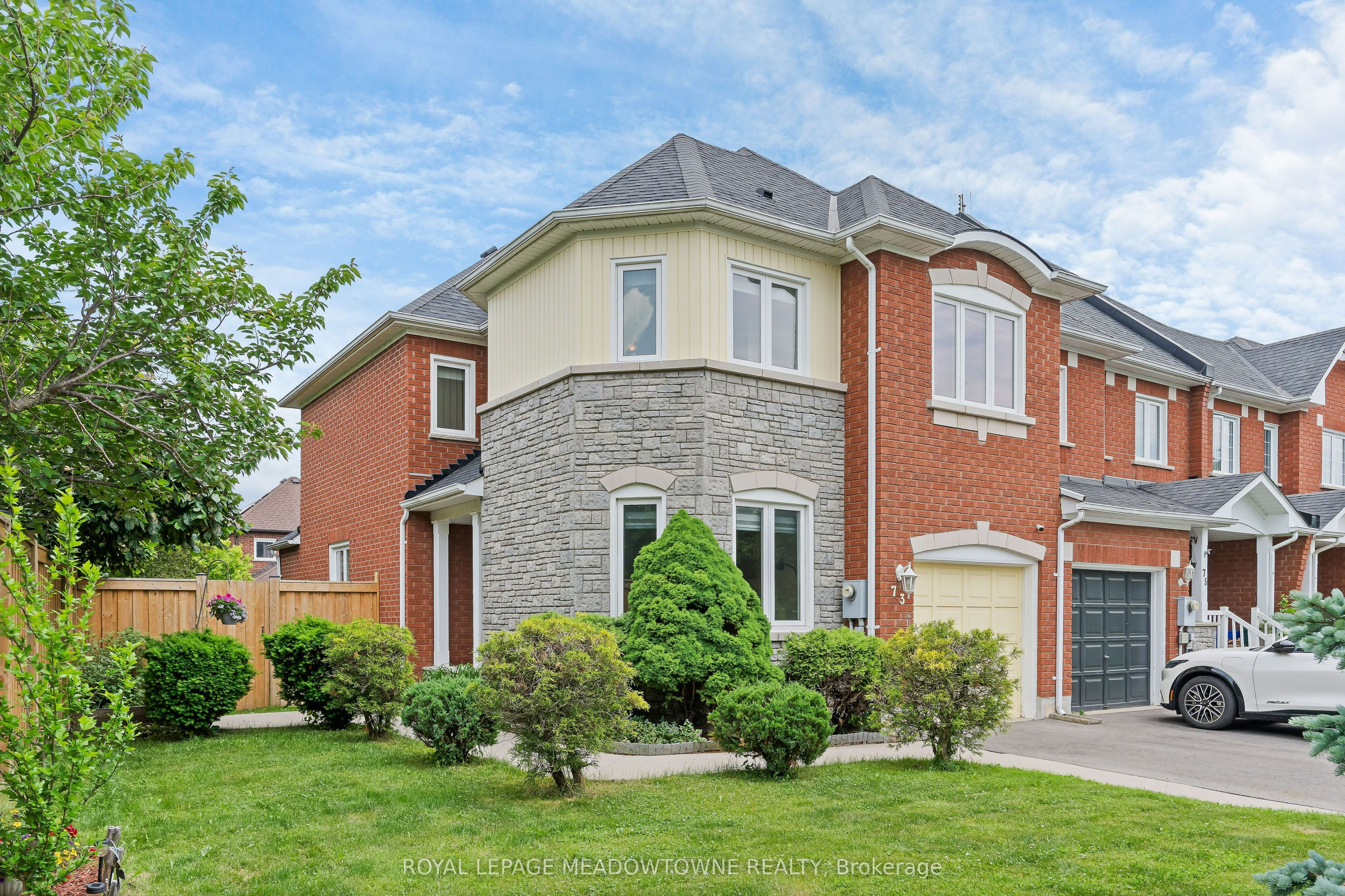 73 James Young Drive, Halton Hills, ON L7G 5S5