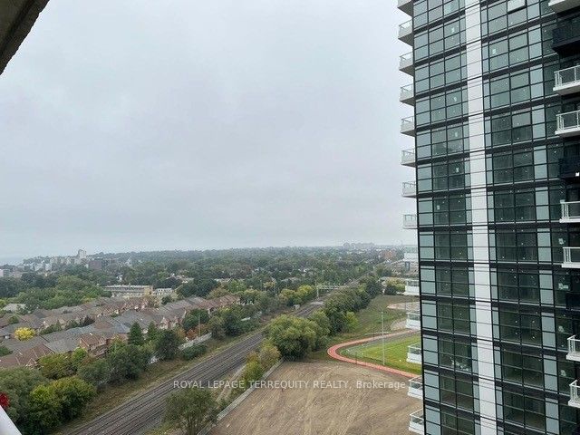 155 Legion Road N 1708, Toronto, ON M8Y 0A7 photo 2