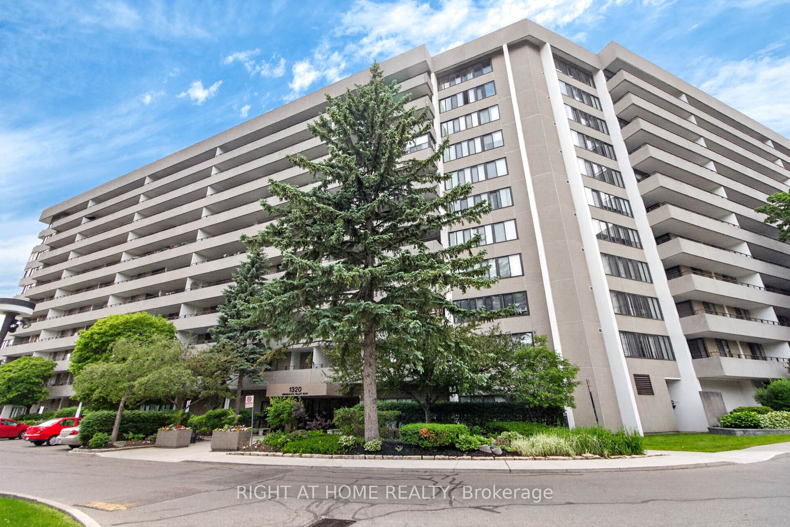 1320 Mississauga Valley Boulevard 806, Mississauga, ON L5A 3S9 photo 4
