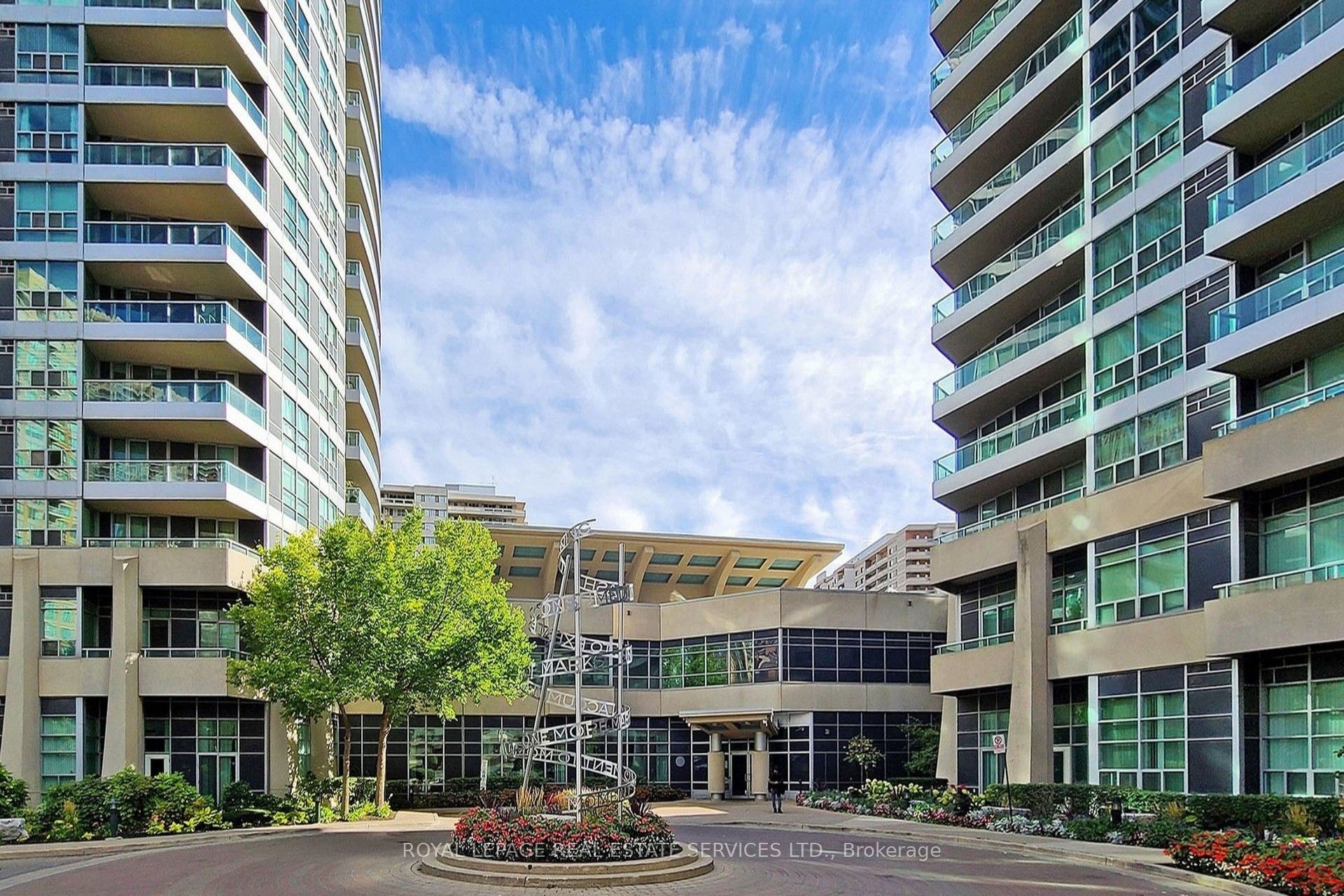 1 Elm Drive W 2505, Mississauga, ON L5B 4M1 photo 3