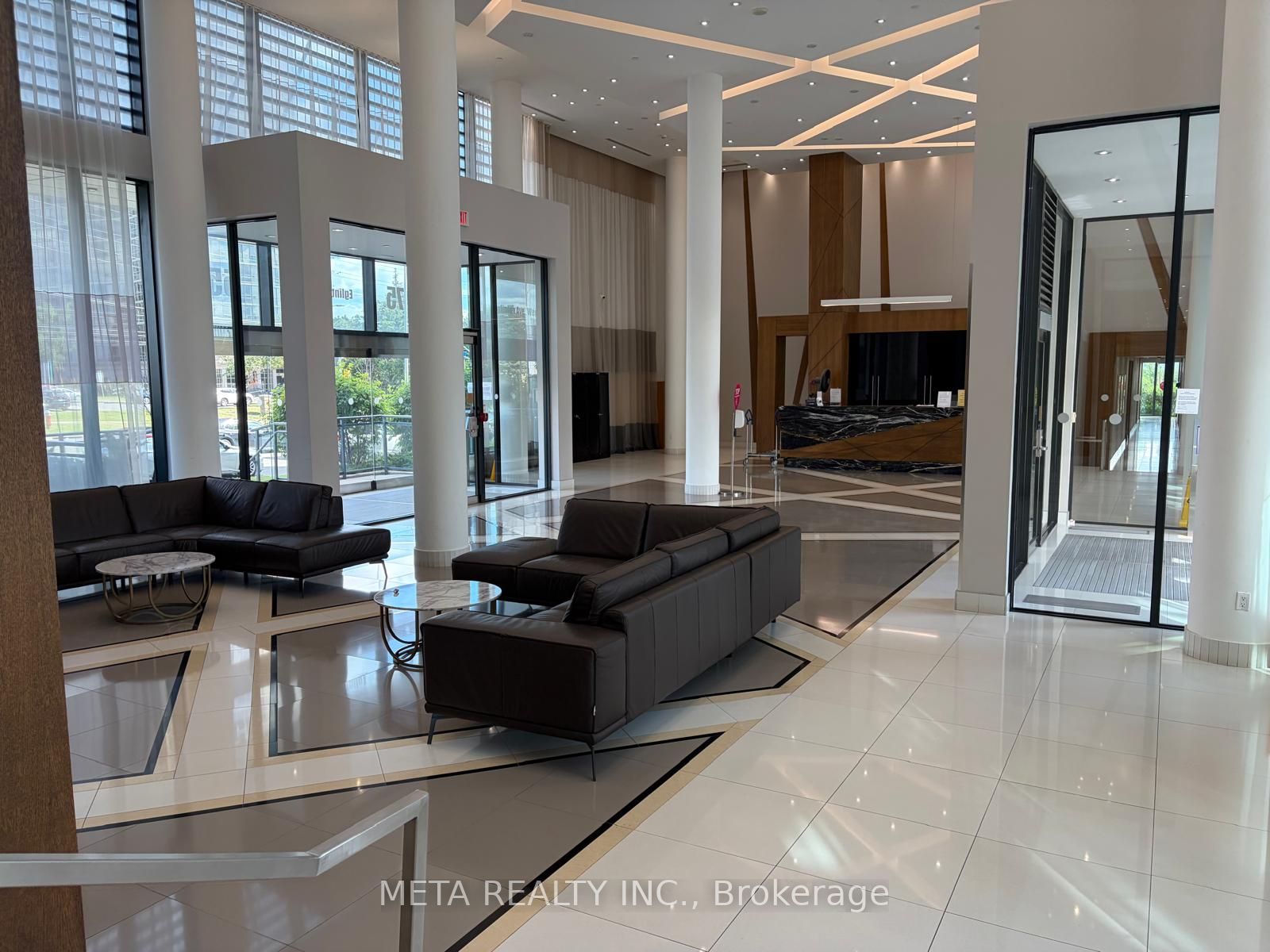 55 Eglinton Avenue W 706, Mississauga, ON L5R 0E4 photo 4