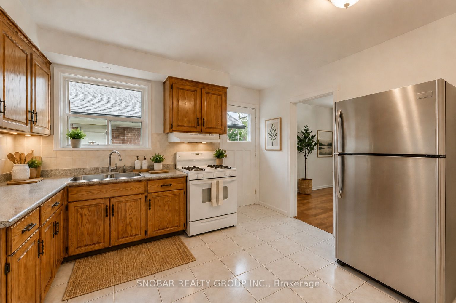 42 Clearbrooke Circle, Toronto, ON M9W 2E4 photo 5