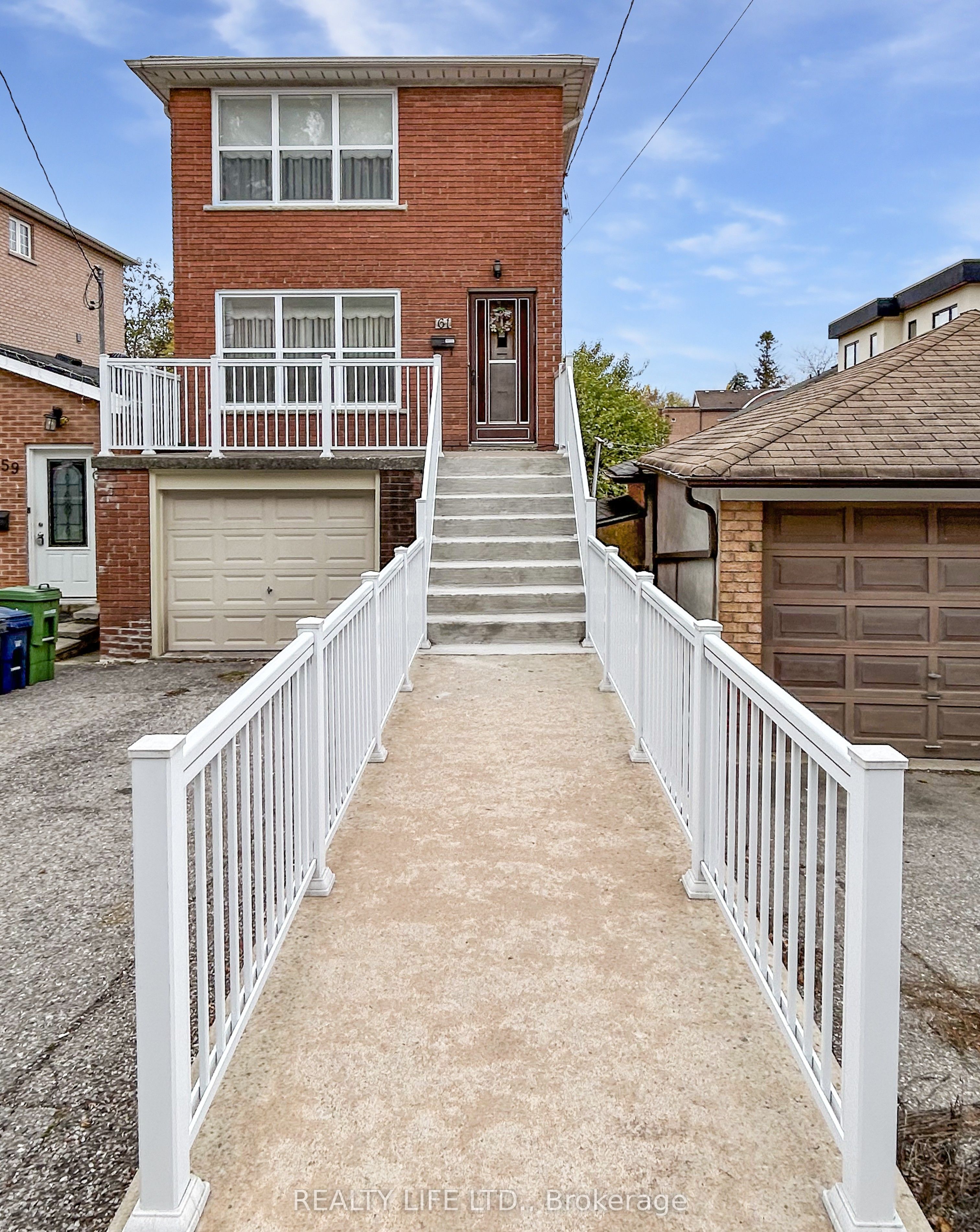 61 Cameron Avenue, Toronto, ON M6M 1R1 photo 2