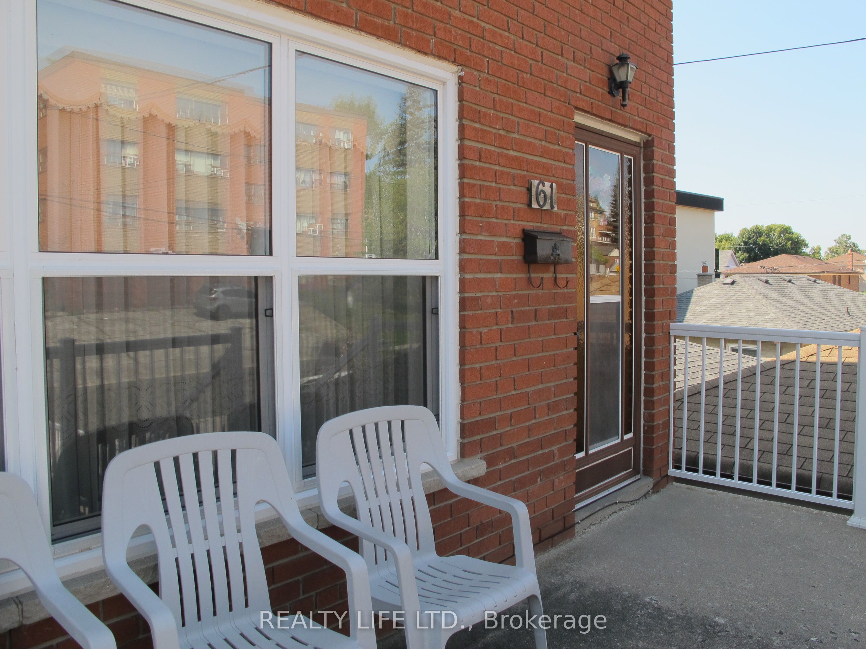 61 Cameron Avenue, Toronto, ON M6M 1R1 photo 4