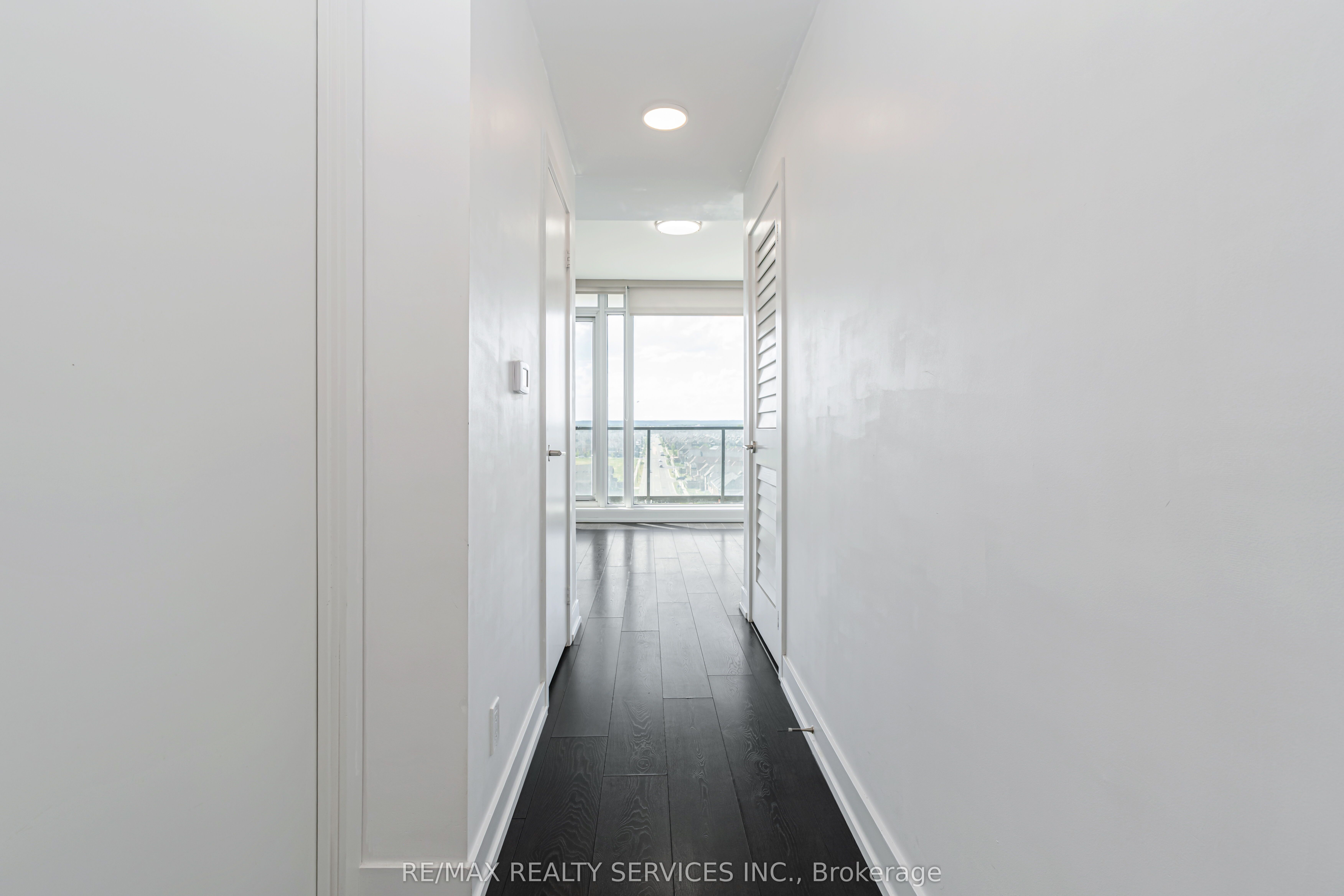225 Veterans Drive 909, Brampton, ON L7A 5L7 photo 5