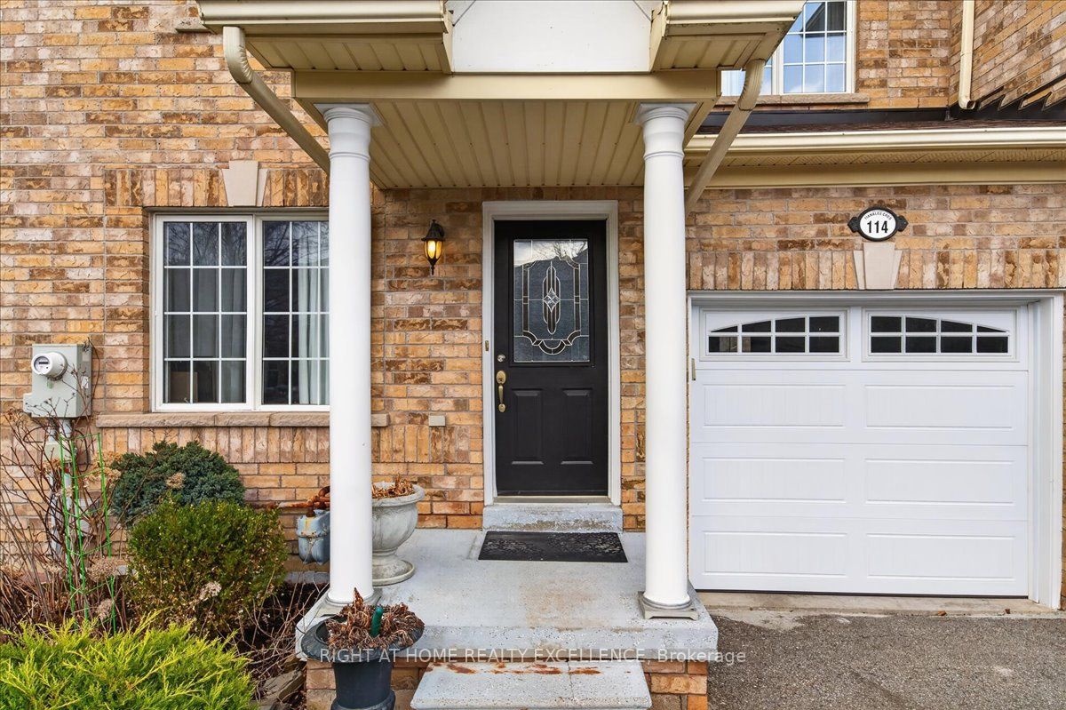 114 Tianalee Crescent, Brampton, ON L7A 2K8 photo 3