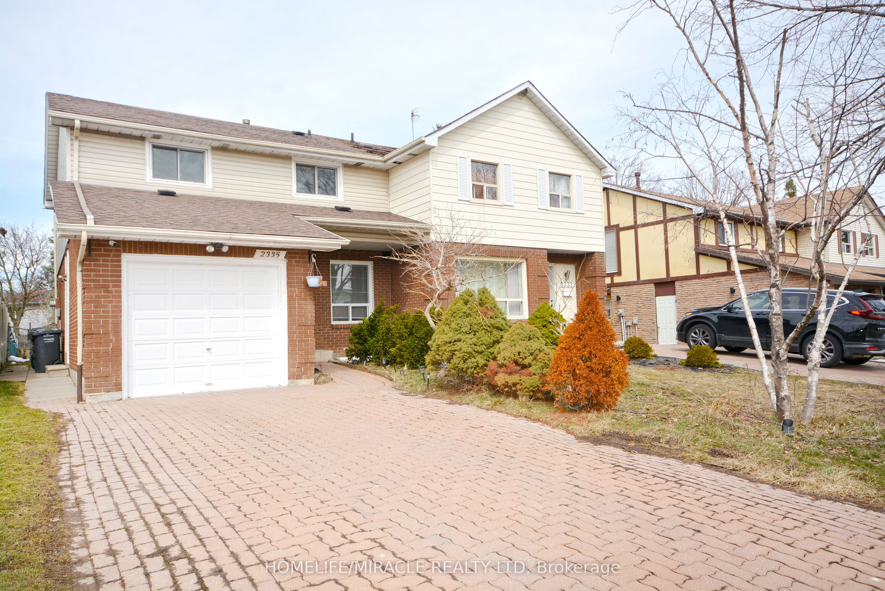 2335 Council Ring Road, Mississauga, ON L5L 1B9 photo 2