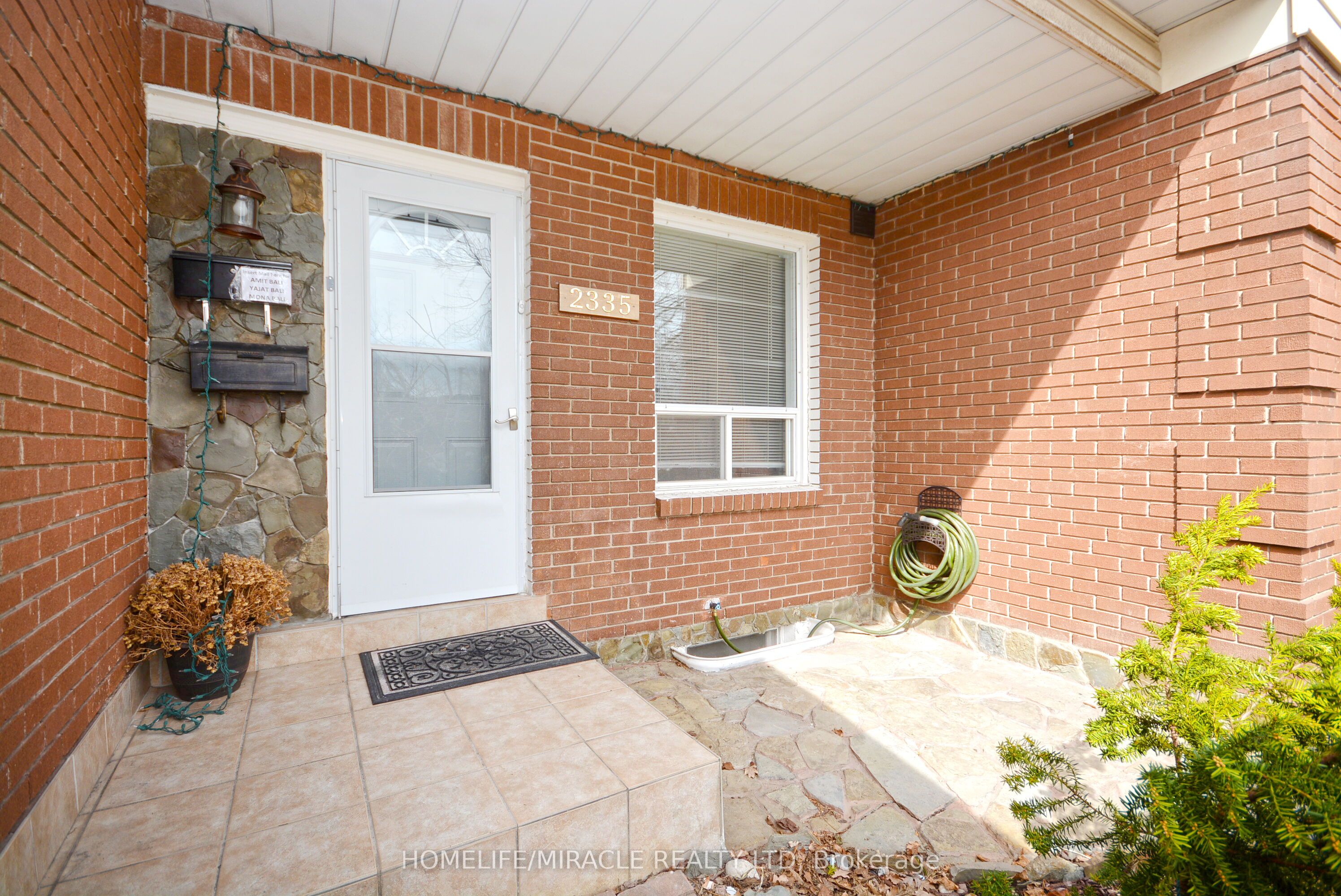 2335 Council Ring Road, Mississauga, ON L5L 1B9 photo 3