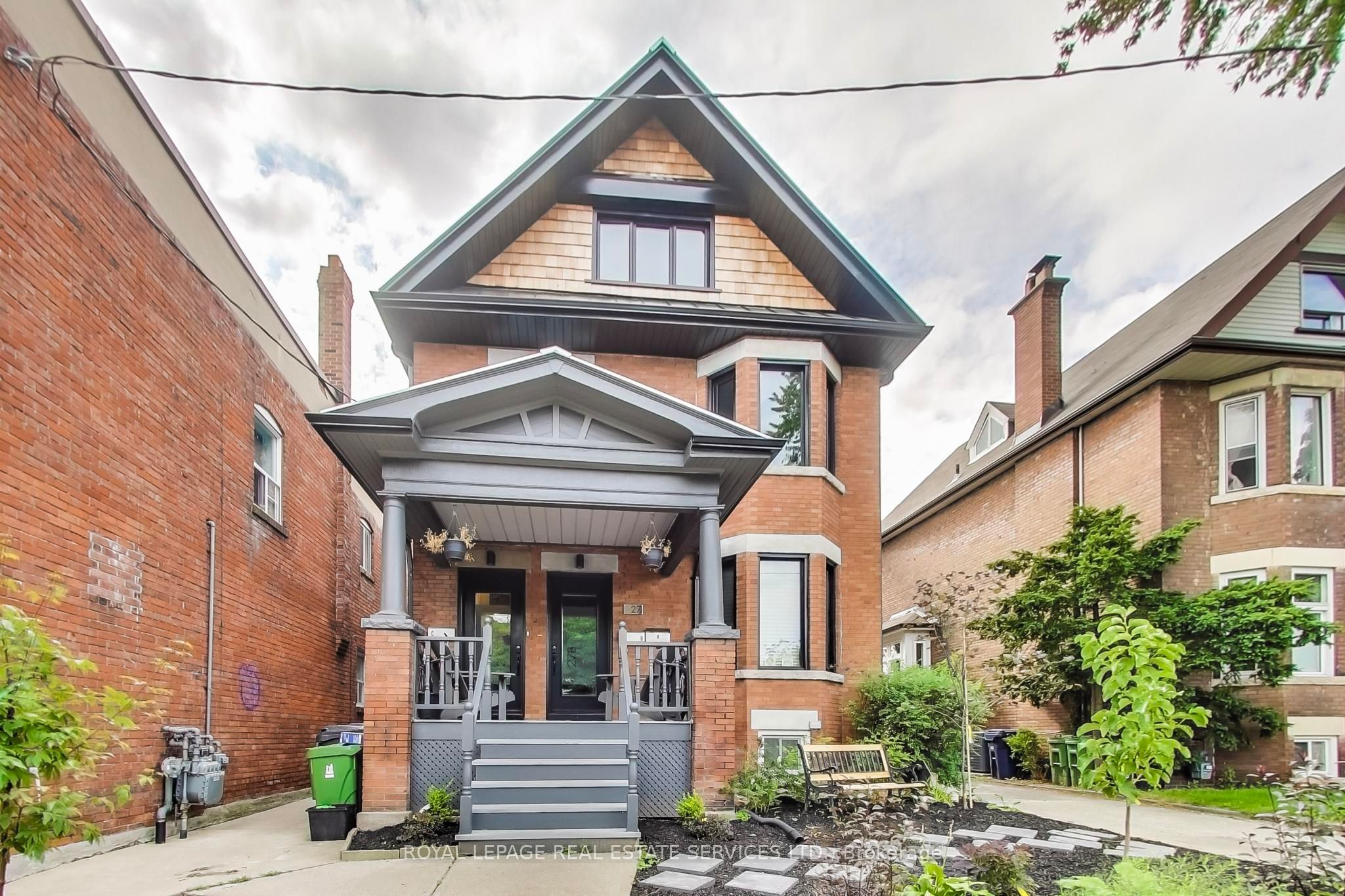 27 St Johns Road Upper Unit - 2nd/3rd, Toronto, ON M6P 1T7 photo 2