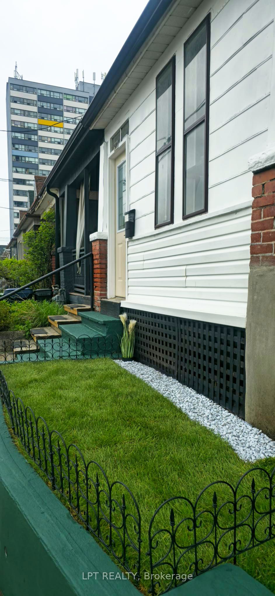 1314 Dupont Street, Toronto, ON M6H 2A7 photo 4