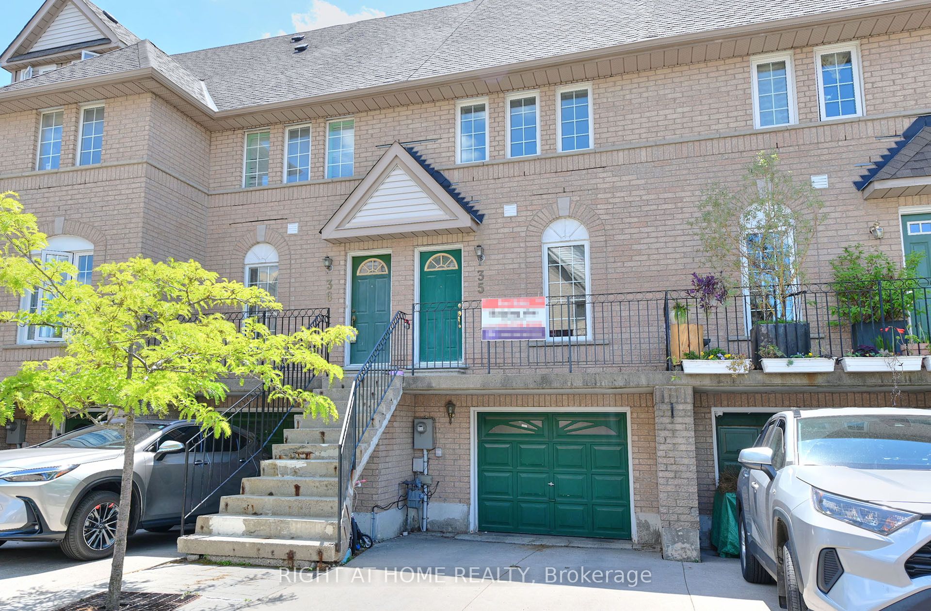 80 Strathaven Drive 35, Mississauga, ON L5R 3V9 photo 2