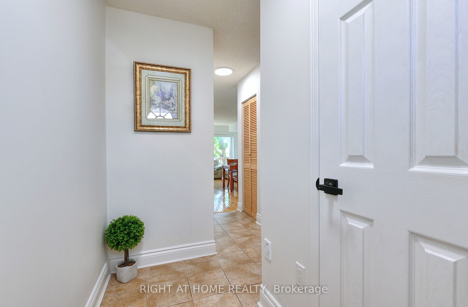80 Strathaven Drive 35, Mississauga, ON L5R 3V9 photo 4