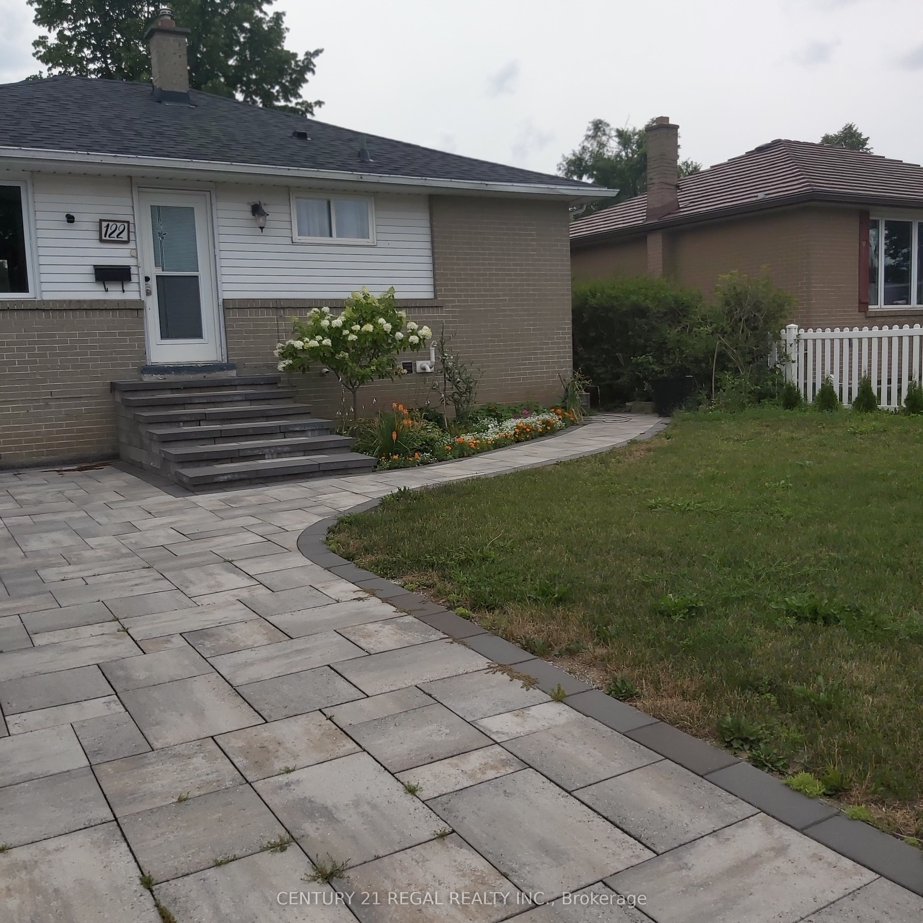122 Longfield Road, Halton Hills, ON L7J 2K4 photo 3