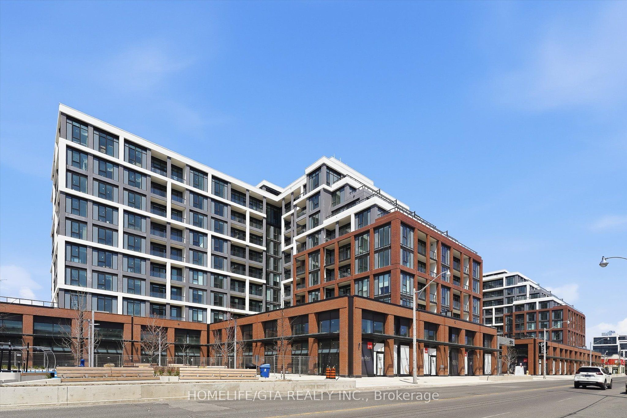 858 Dupont Street 802, Toronto, ON M6G 0C1 photo 2