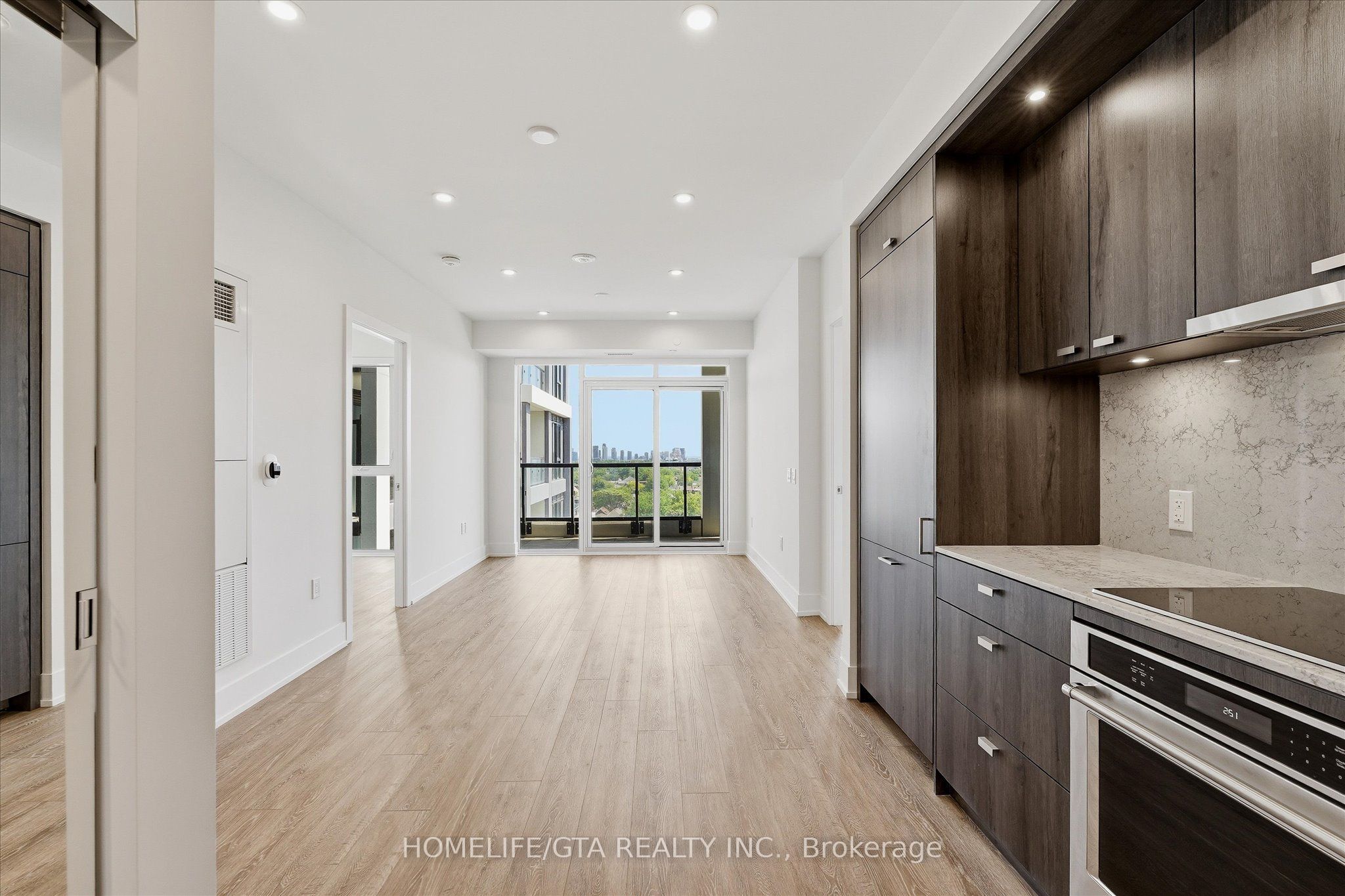 858 Dupont Street 802, Toronto, ON M6G 0C1 photo 5