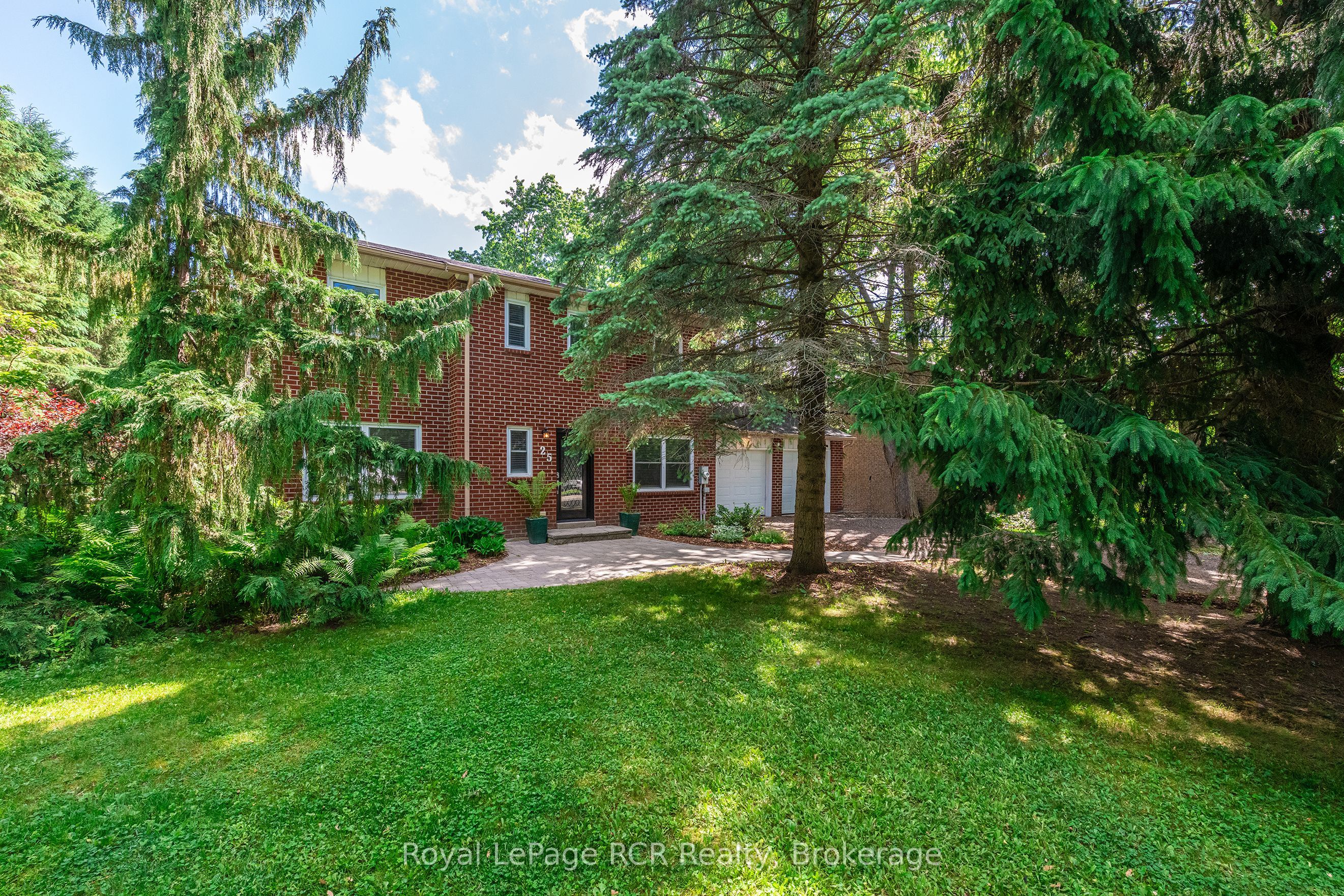 25 Agnes Street, Caledon, ON L7K 0C6 photo 2
