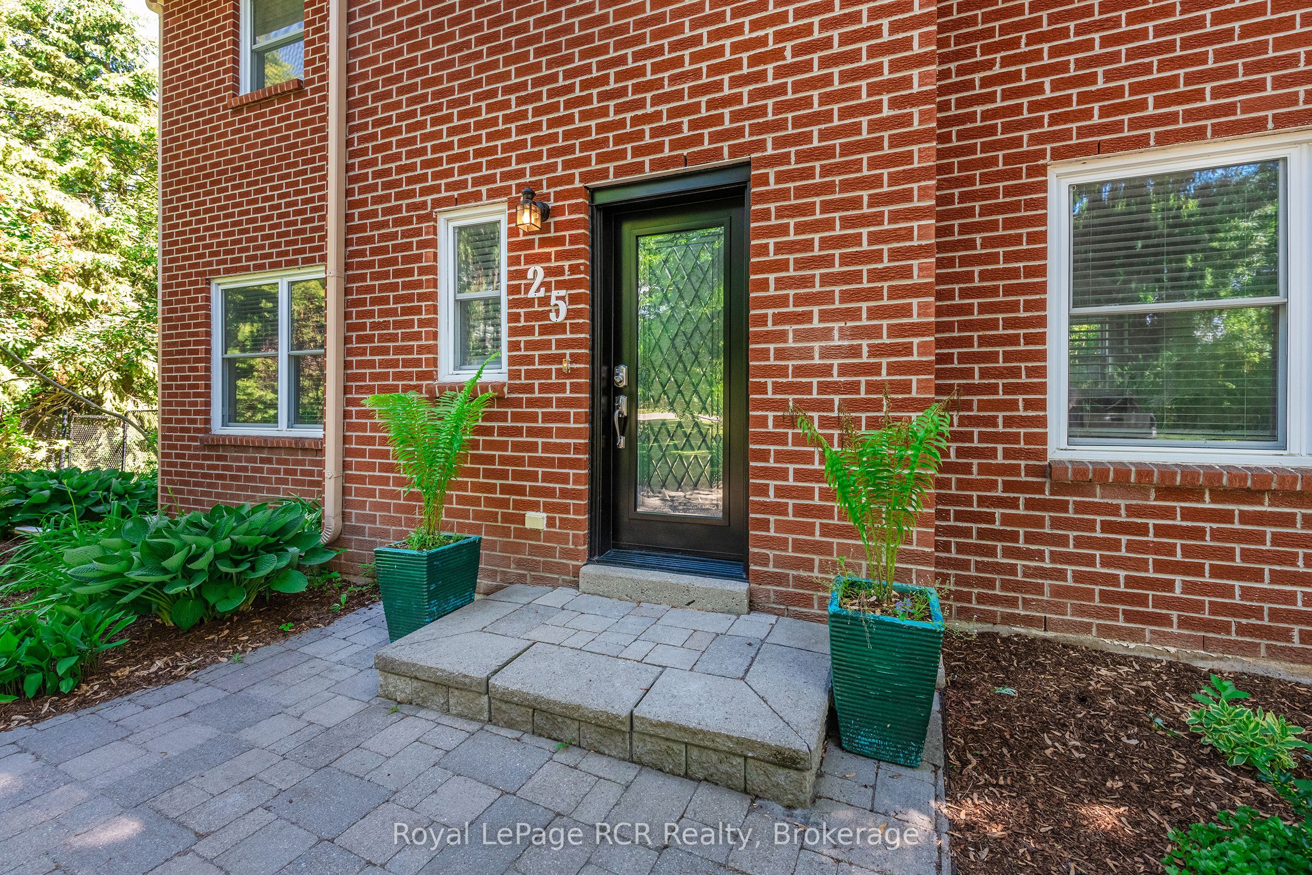 25 Agnes Street, Caledon, ON L7K 0C6 photo 4