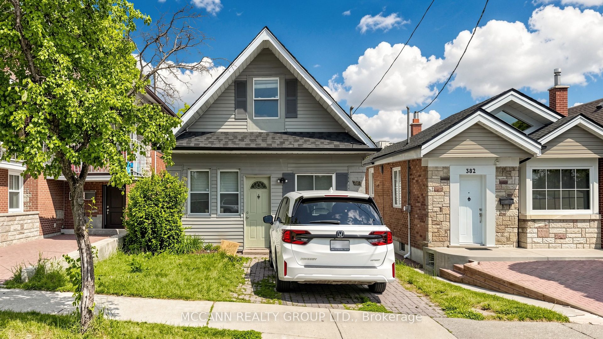 384 Whitmore Avenue, Toronto, ON M6E 2N4