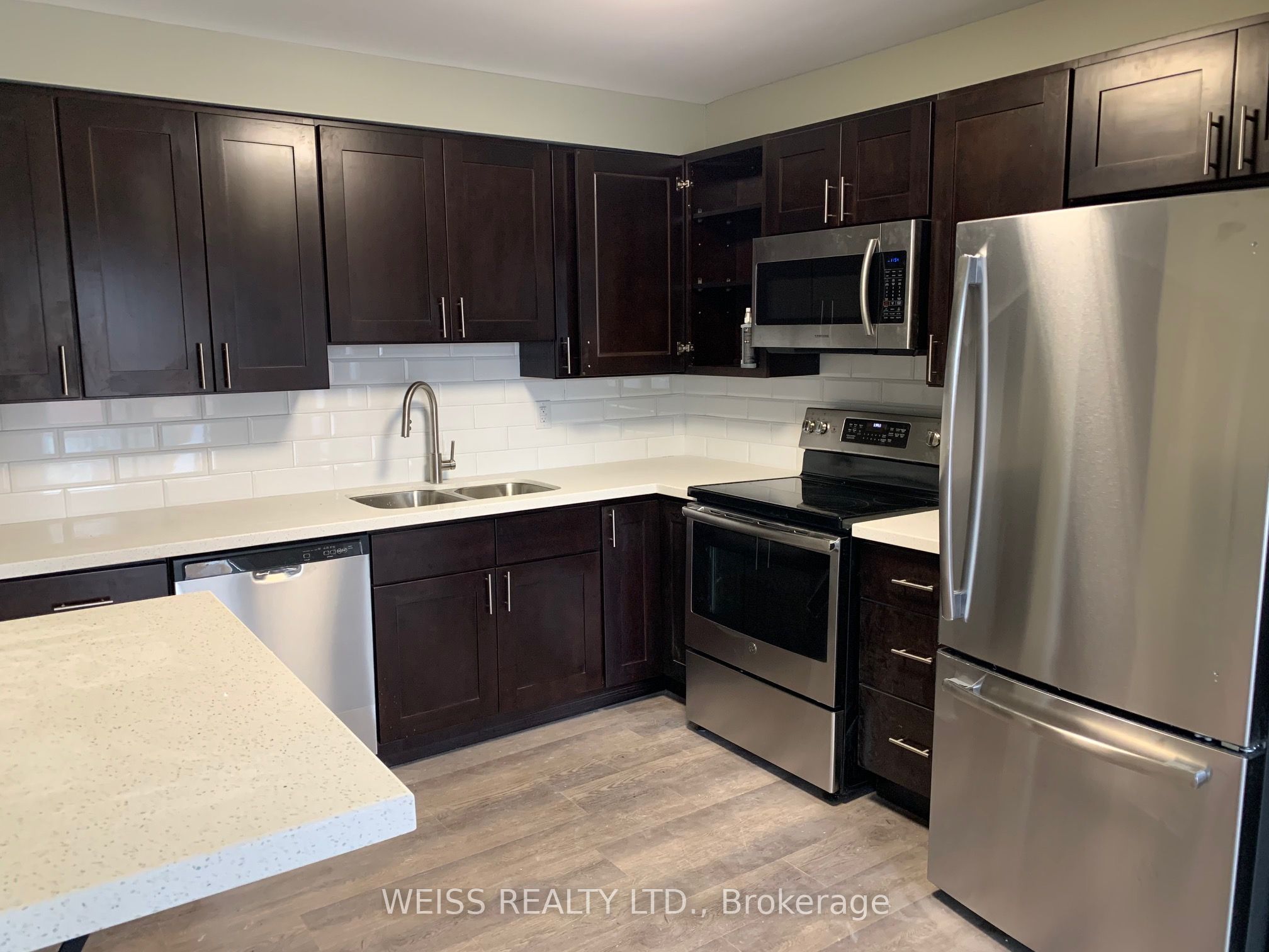330 Marlee Avenue 2nd Flr, Toronto, ON M6B 3H8 photo 2